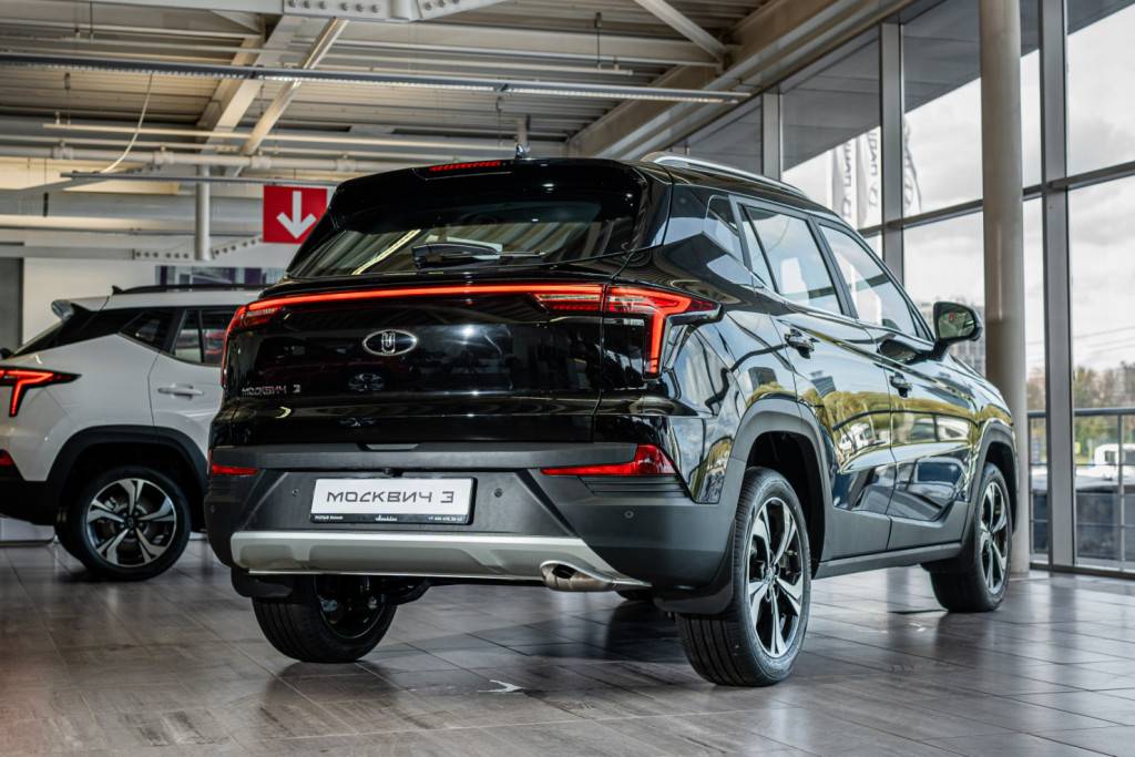 Москвич 3 Комфорт 1.5Т CVT