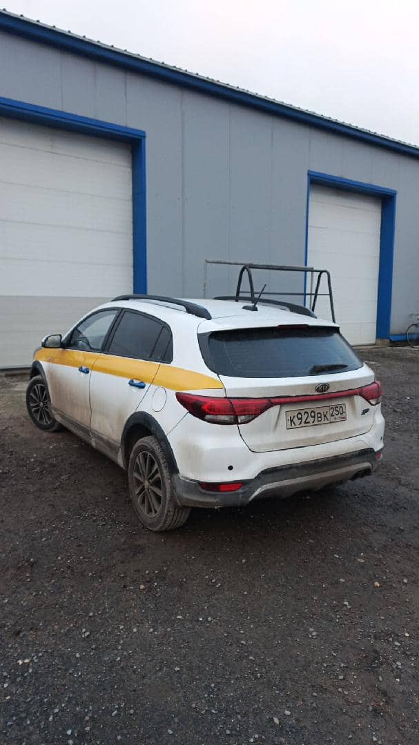 KIA Rio X-Line,  235 295 км, 2019 года