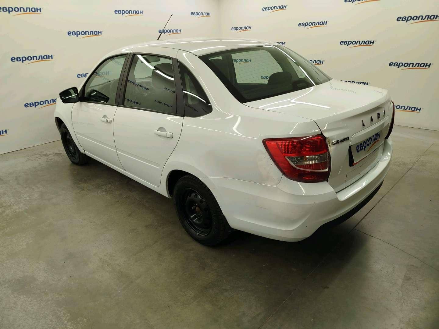 Lada Granta седан,  108 195 км, 2023 года в лизинг