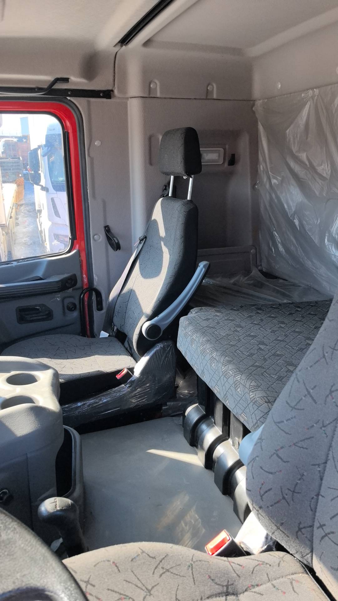 МАЗ 650108-8230-005,  19 877 км, 2024 года в лизинг