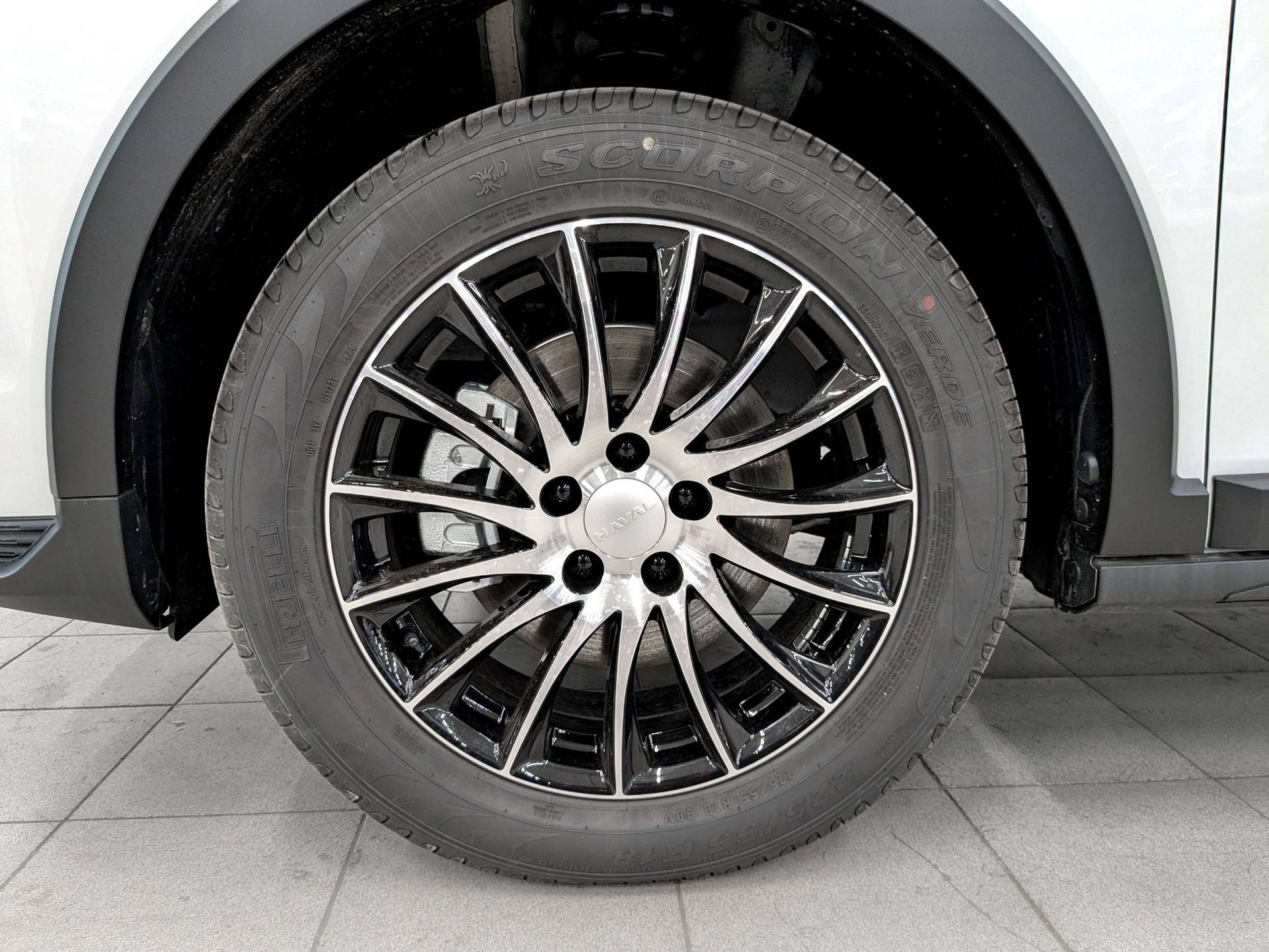 Haval Jolion Premium 1.5 7DCT 4WD