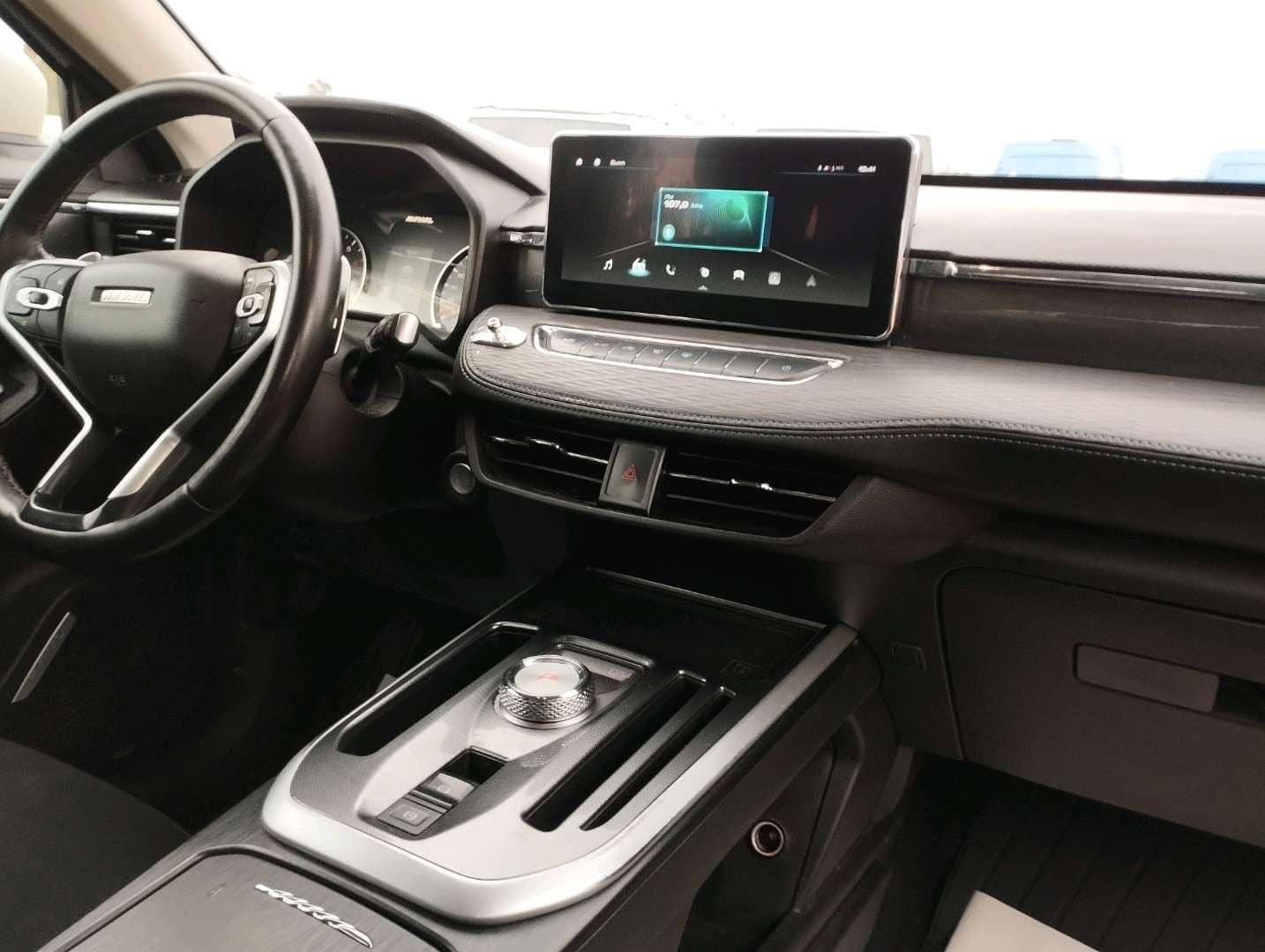 Haval Jolion,  216 608 км, 2023 года в лизинг