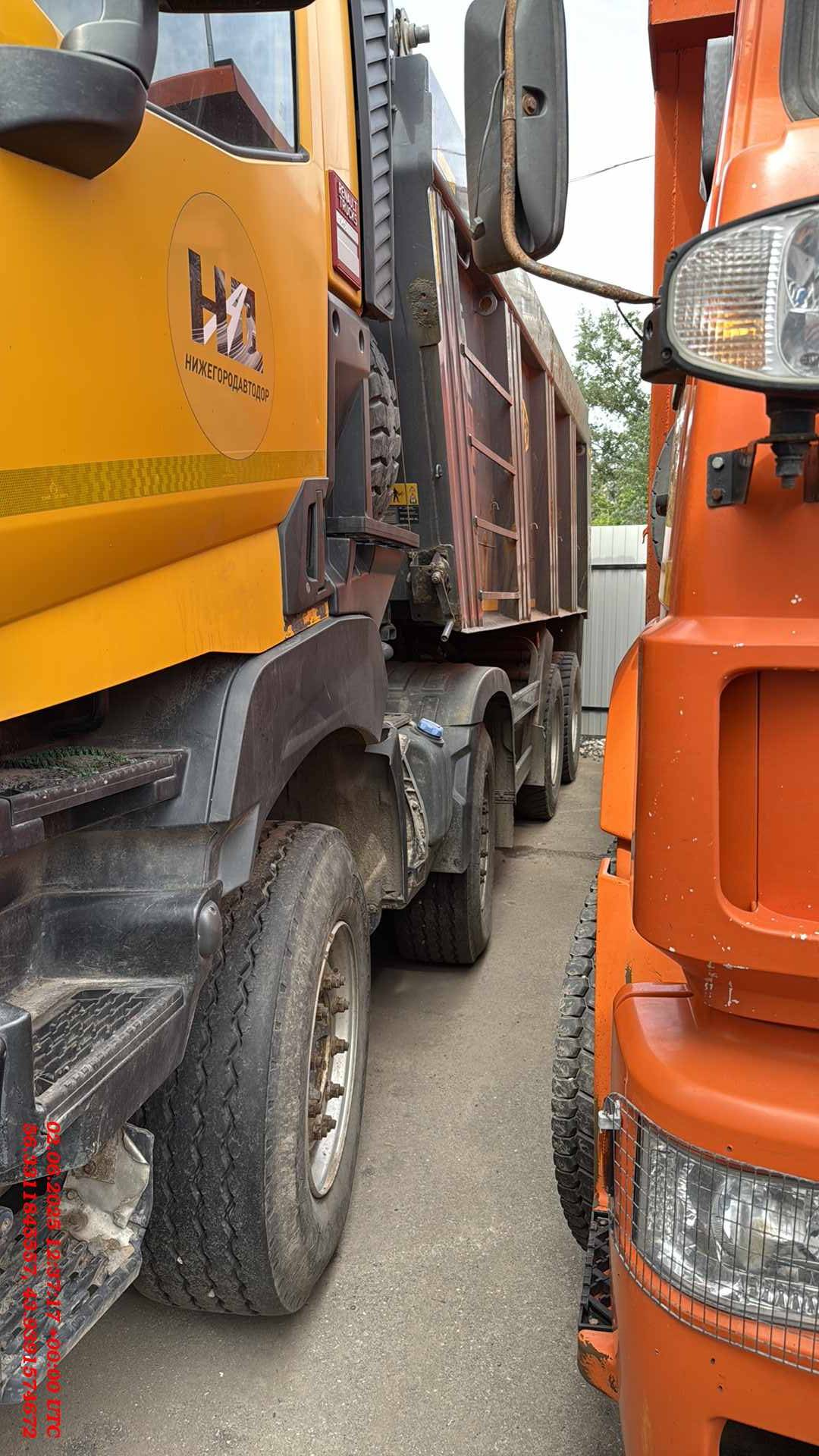 Renault К 440 8X4 (Day cab)