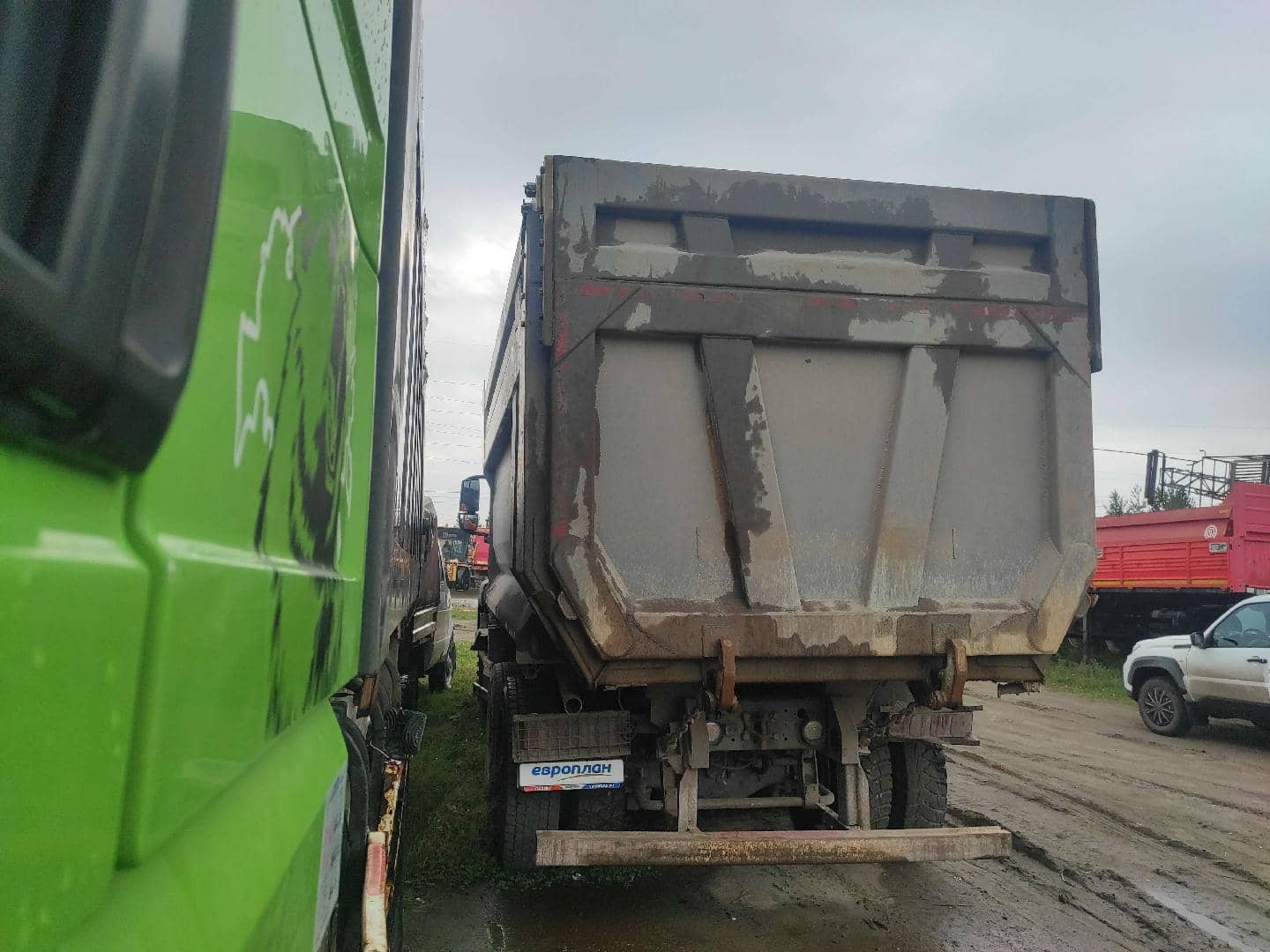 Sitrak ZZ3256V384ME,  82 688 км, 2022 года в лизинг