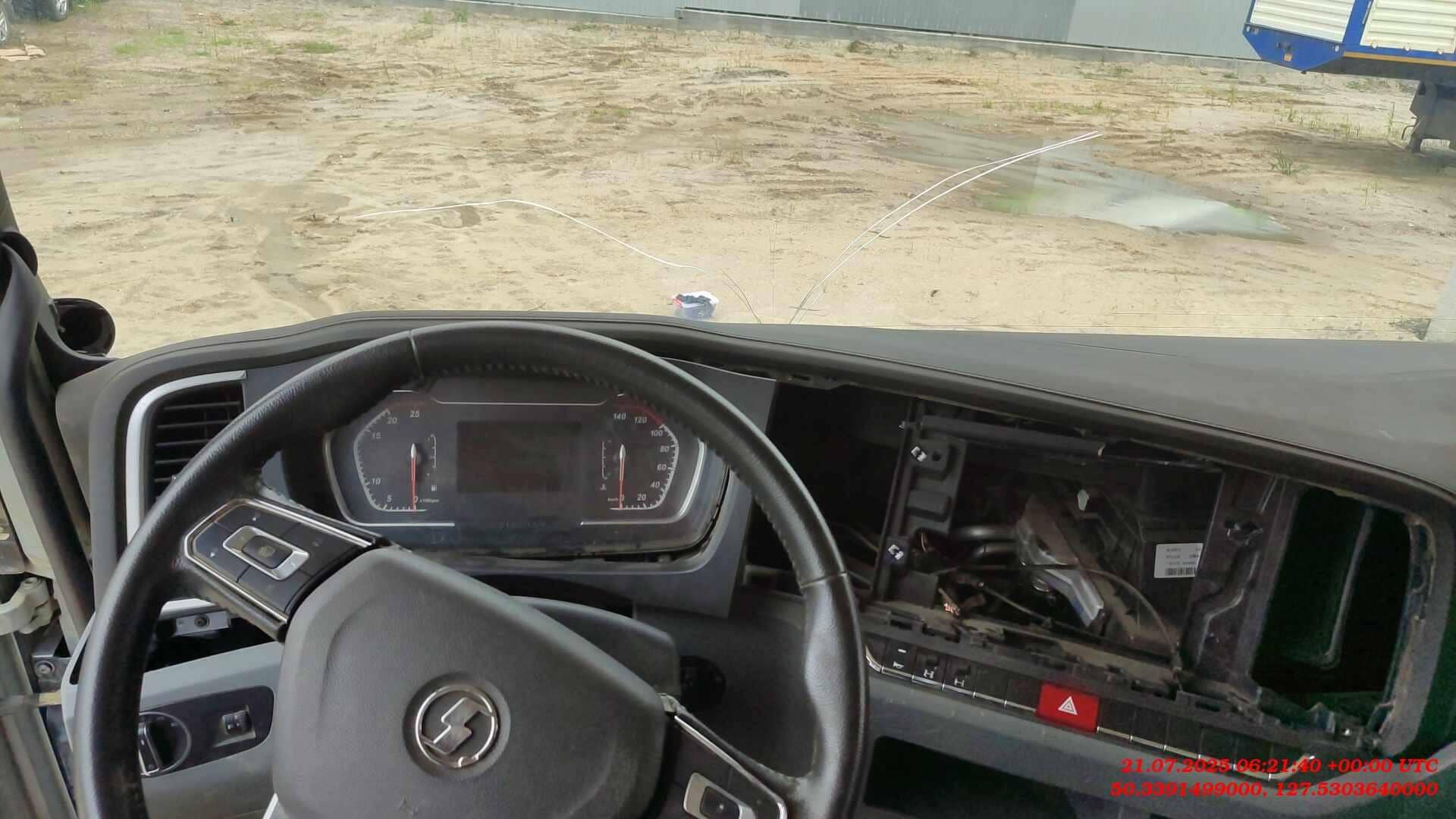 Shacman SX42586V385,  120 000 км, 2024 года