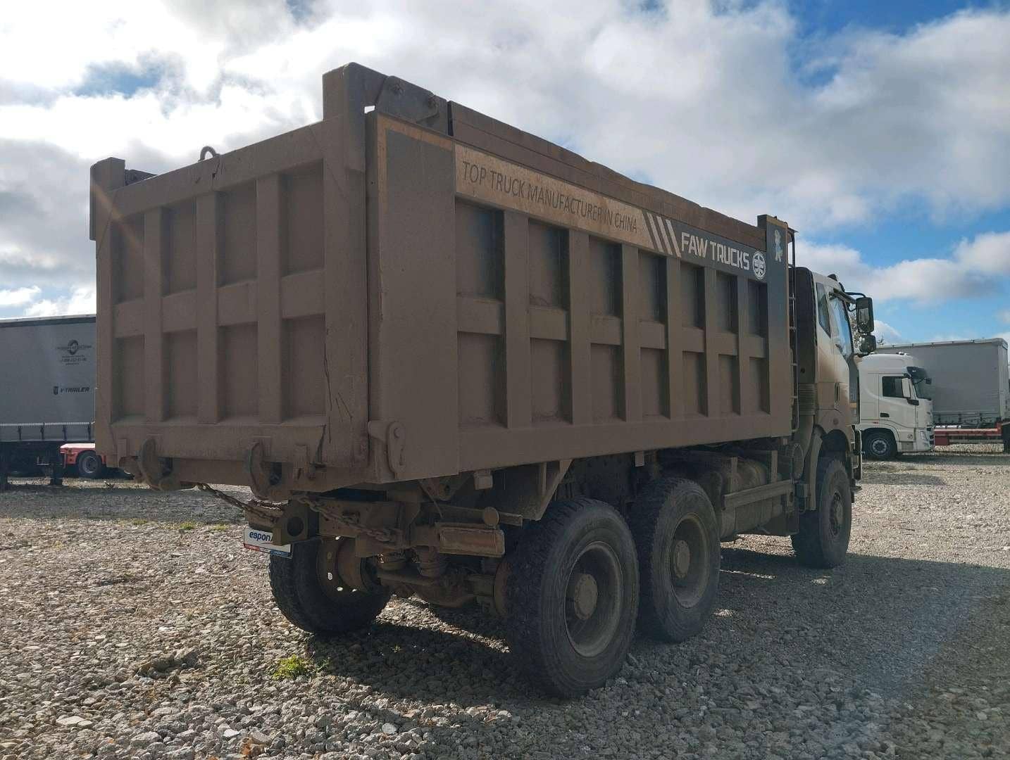 FAW CA3250P66K24L1TE5 6x6,  226 534 км, 2022 года в лизинг