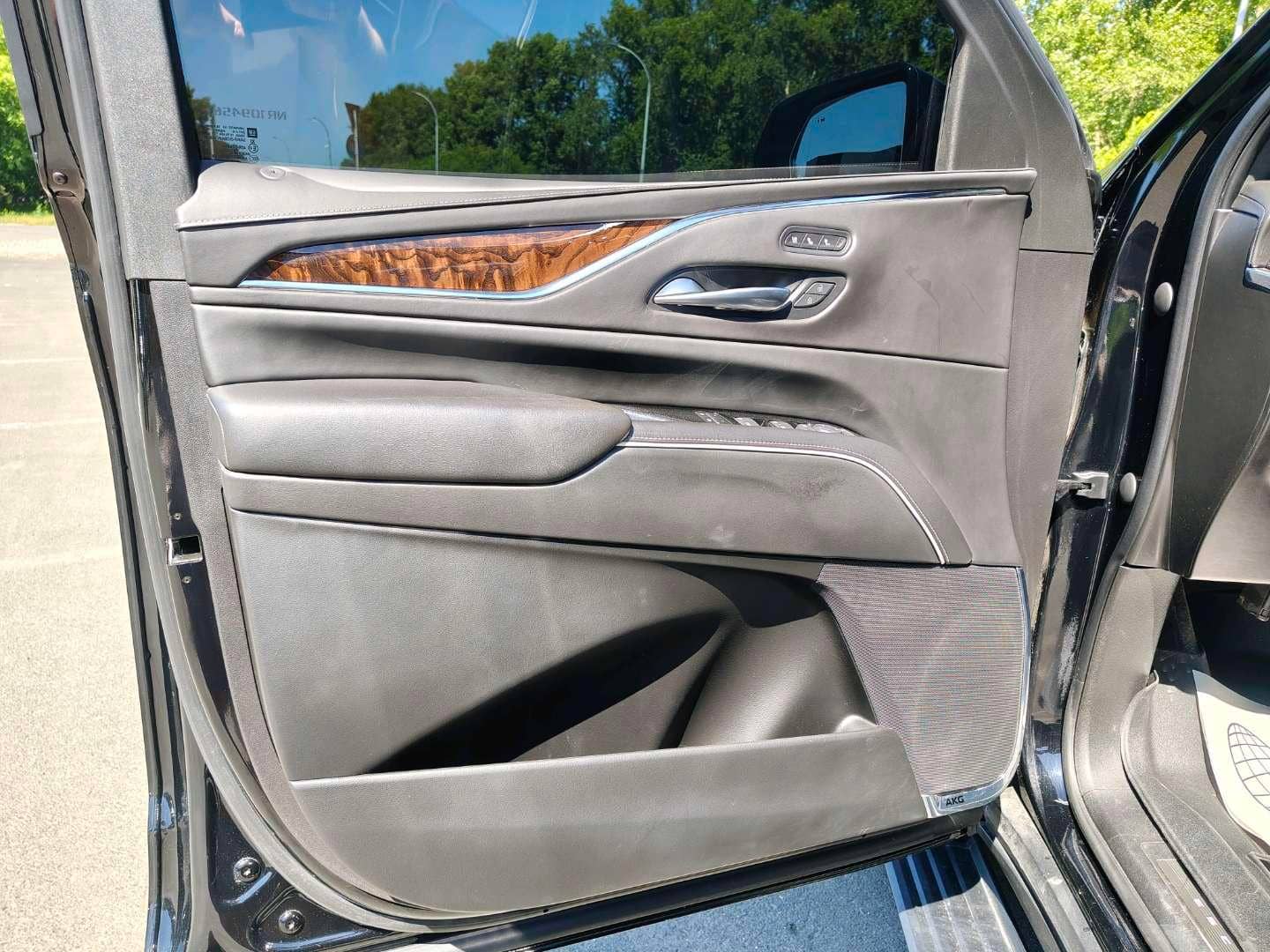 Cadillac Escalade,  94 169 км, 2022 года в лизинг