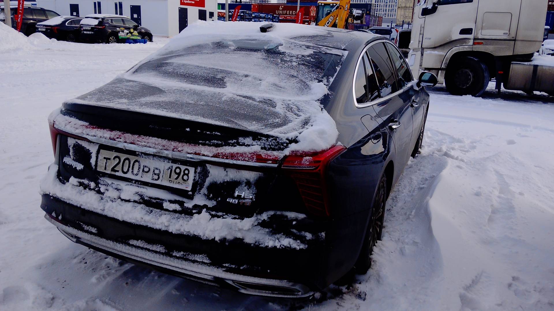 Hongqi H5,  124 869 км, 2024 года в лизинг