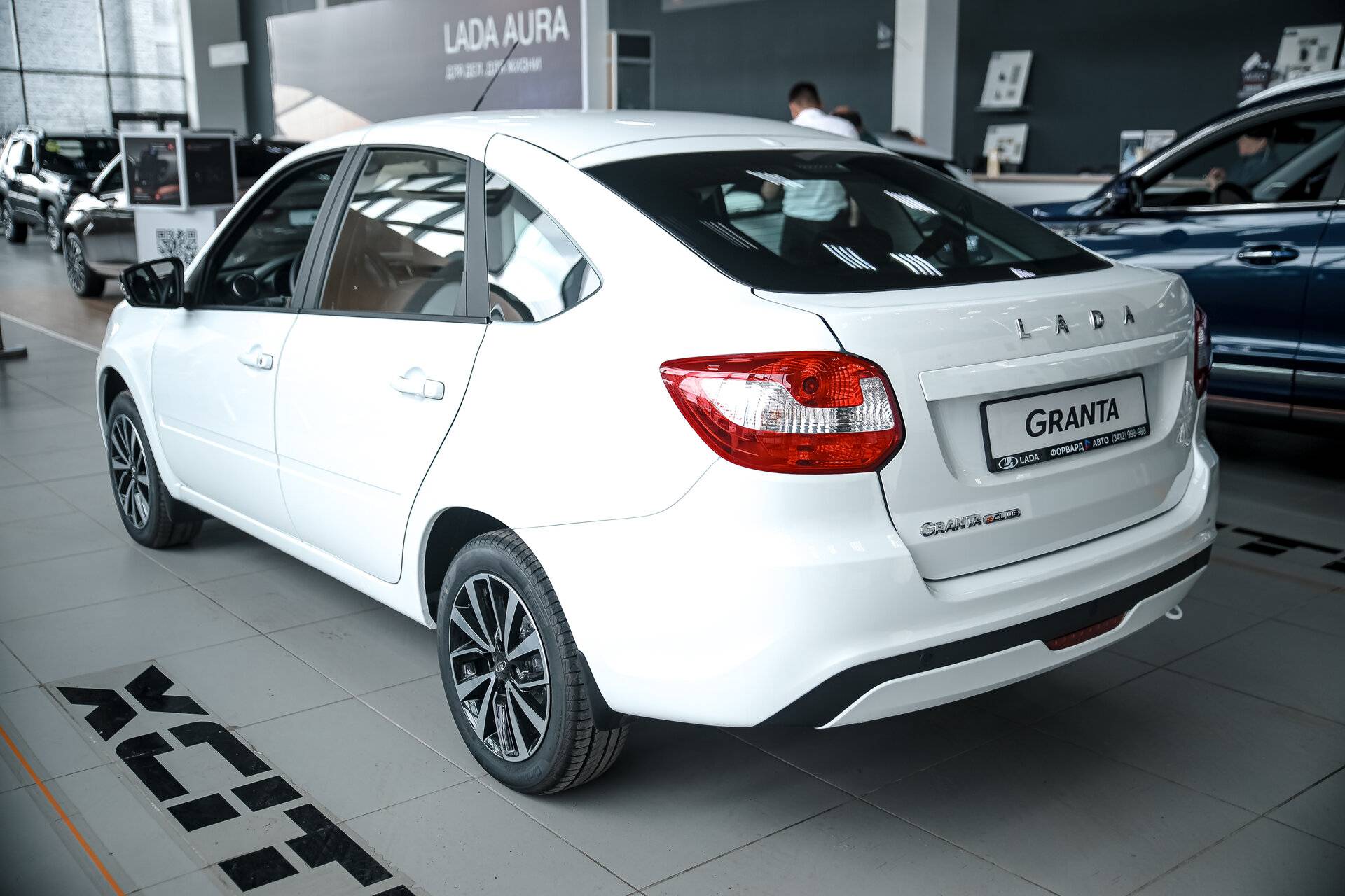 Lada Granta седан #CLUB 24 1.6 106hp 5MT