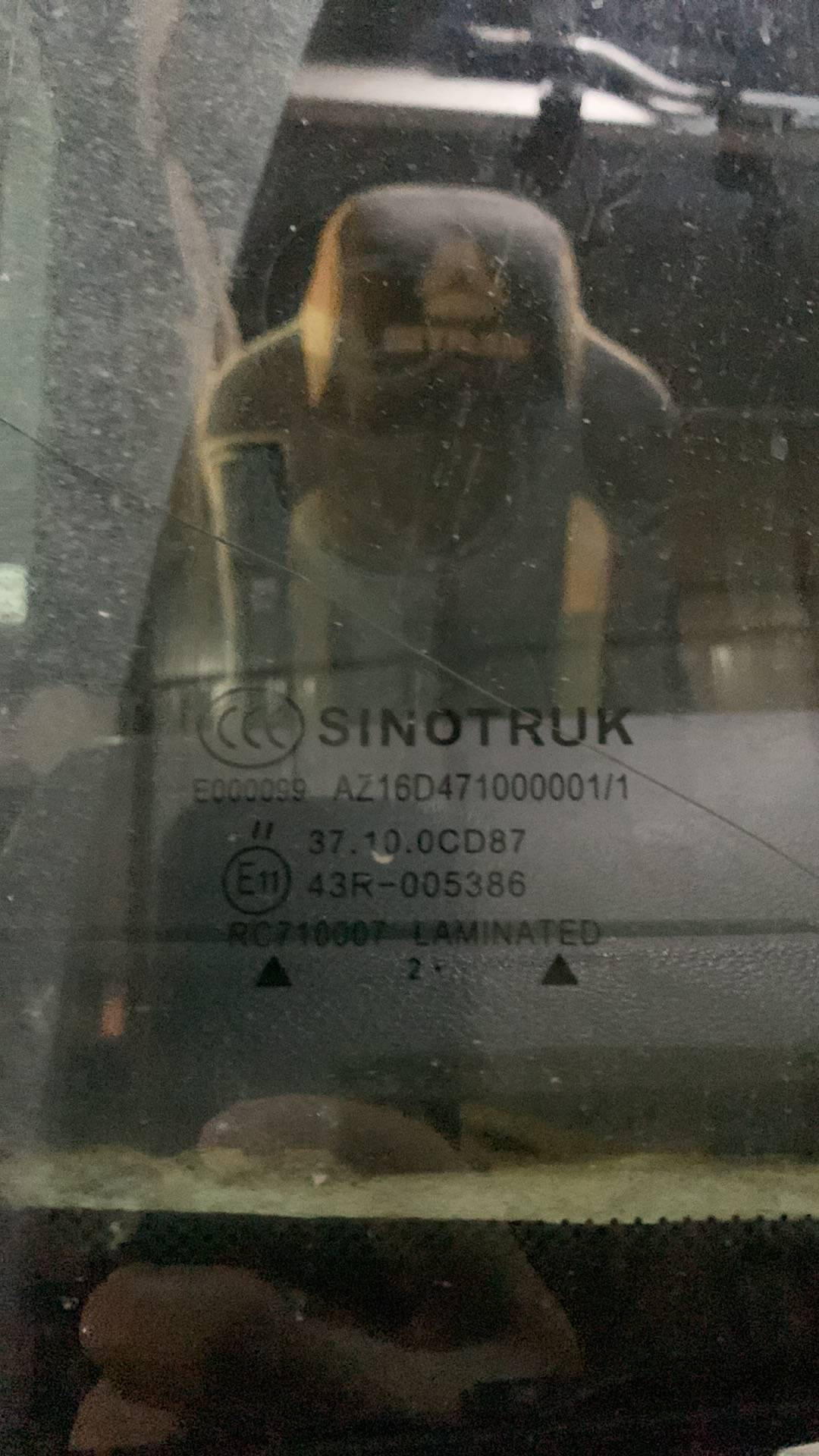 Sitrak C7H 4x2 ZZ4186V361HE,  496 525 км, 2022 года в лизинг