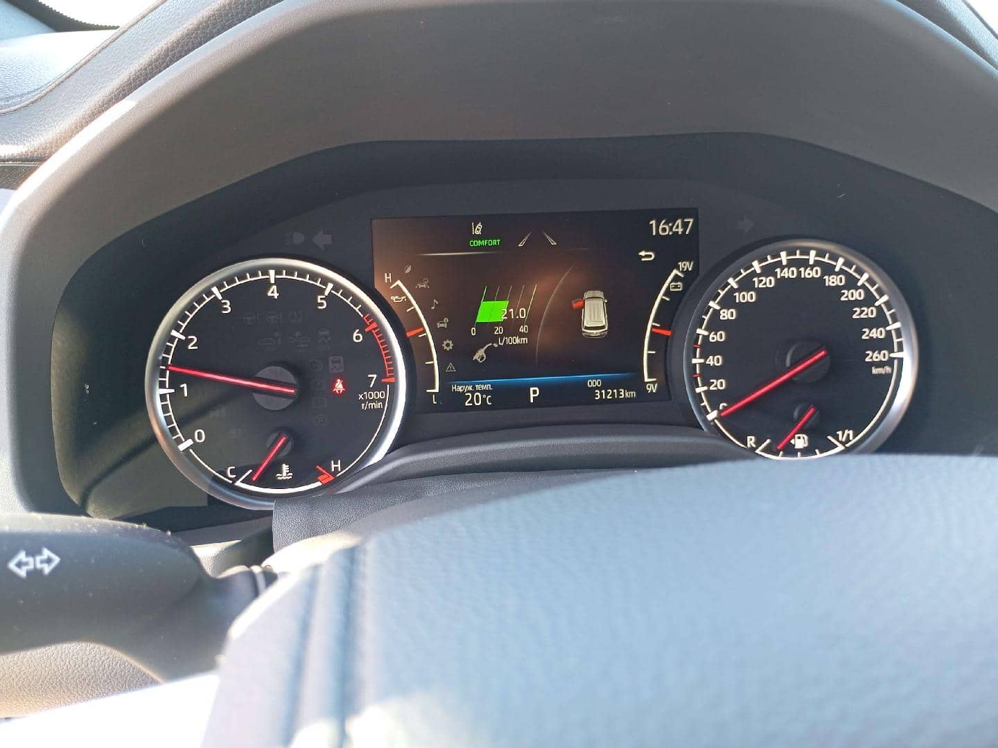 Toyota Land Cruiser 300,  31 213 км, 2024 года в лизинг