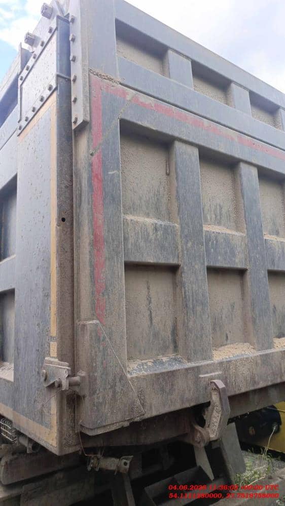 HOWO ZZ3317V386GE1 8х4,  200 000 км, 2023 года в лизинг