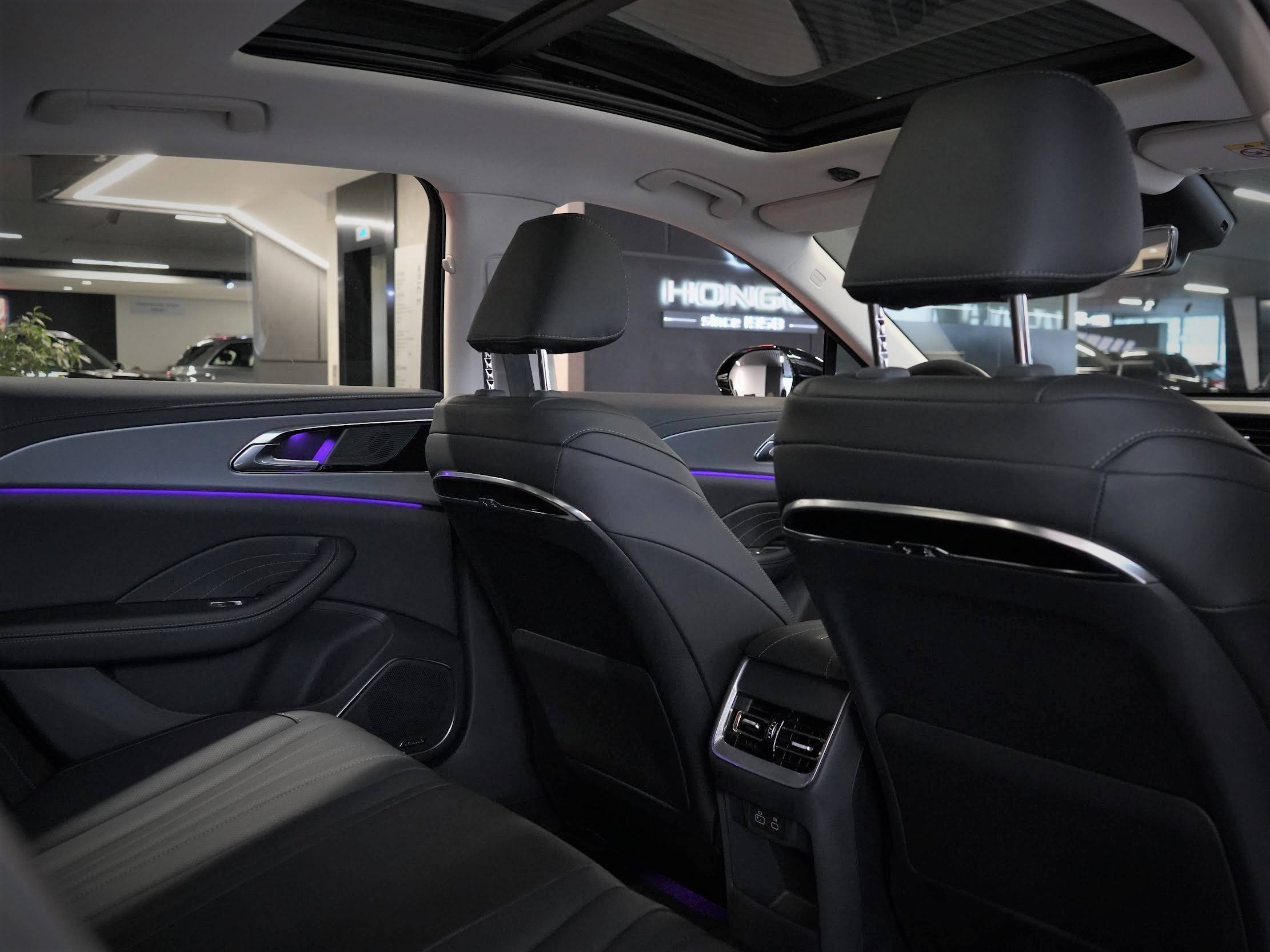 Hongqi H5 Deluxe 2.0T