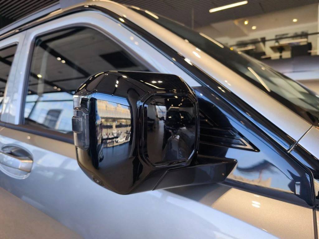 Tank 400 2.0T AT 4WD Premium