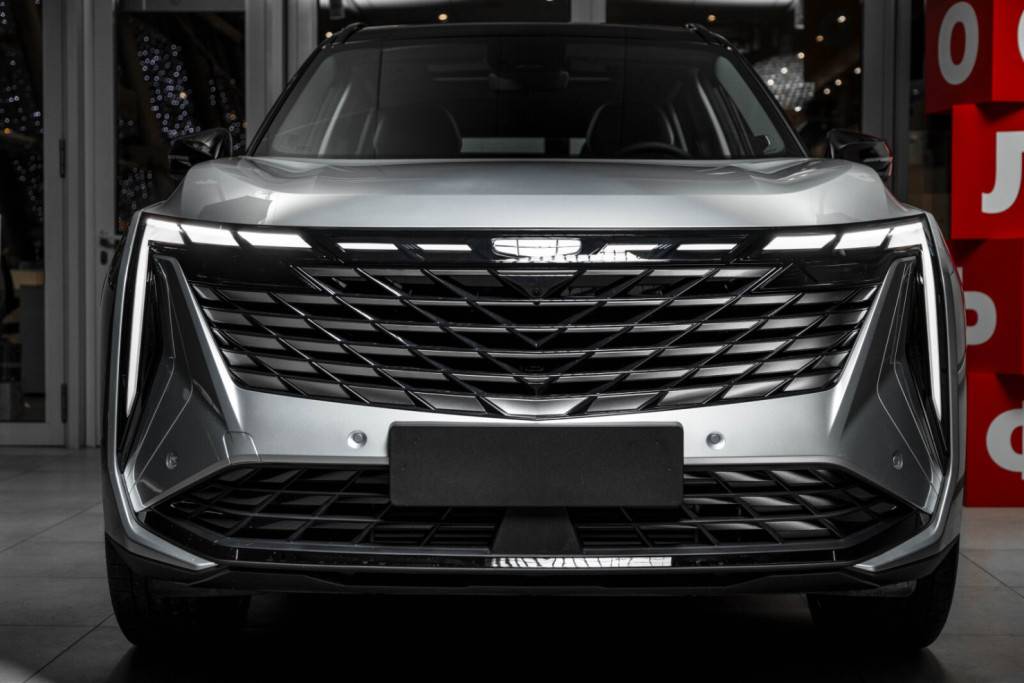 Geely Atlas Флагман 2.0Т АТ полный привод