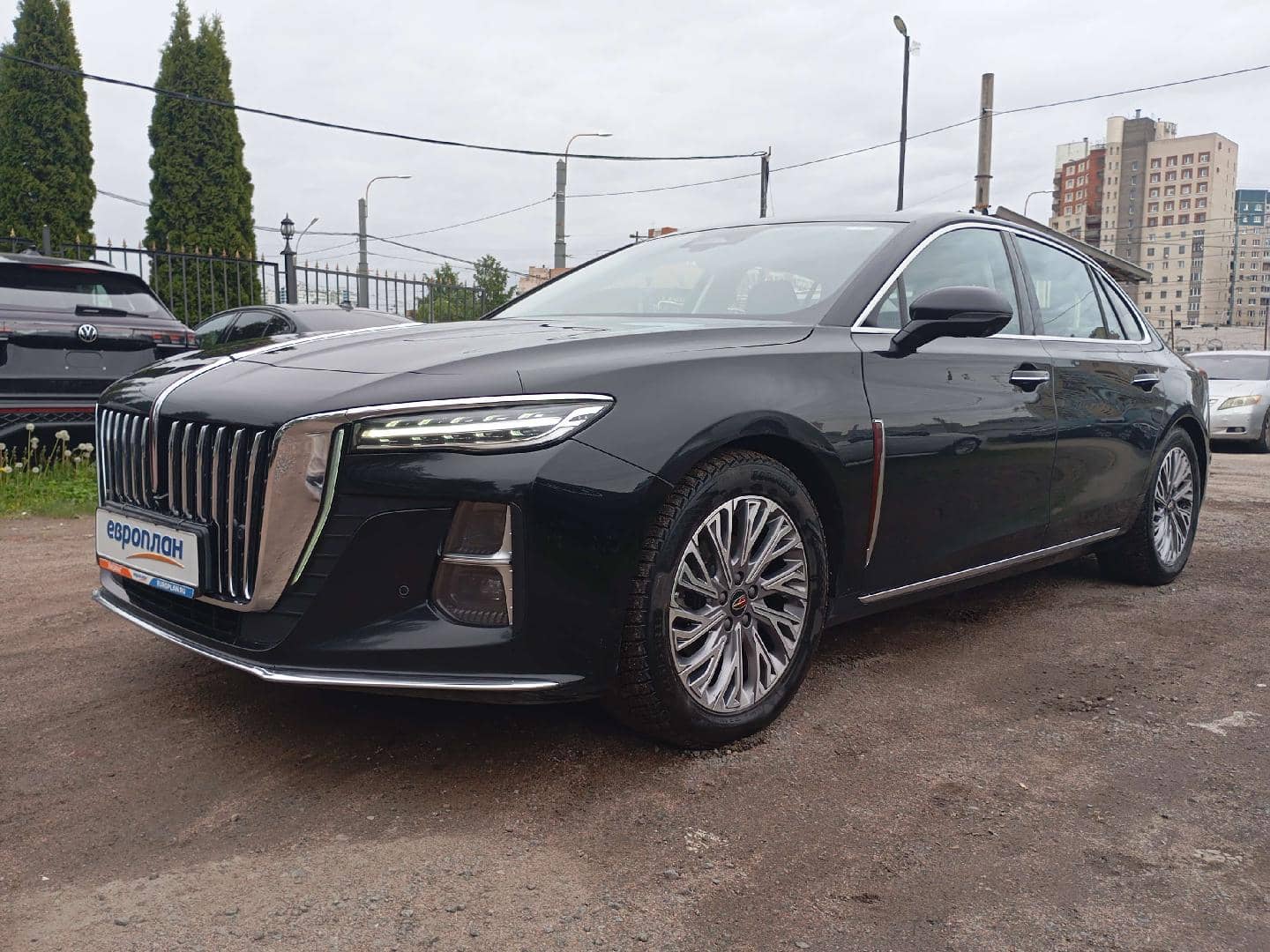 Hongqi H5