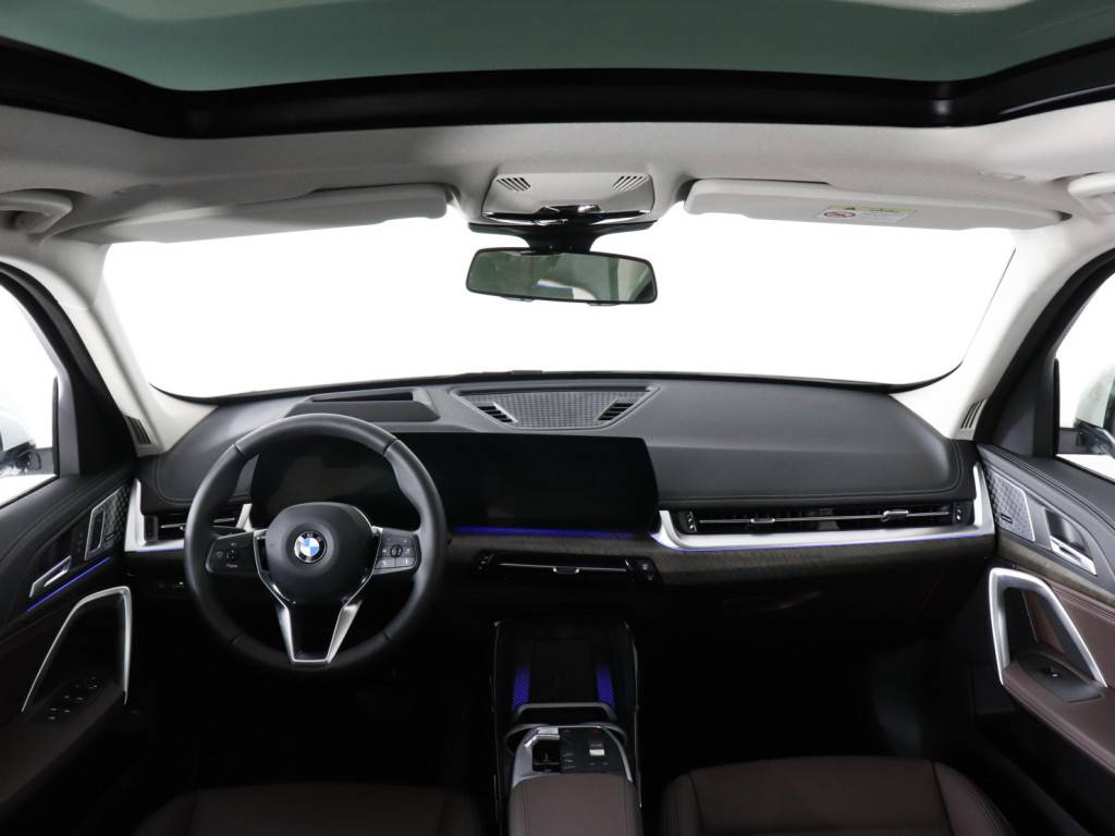 BMW X1 Икс-Драйв25Ли Икс Дизайн (X Design)