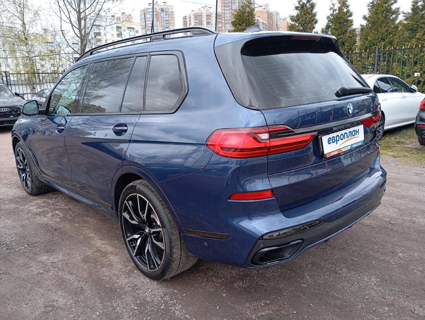 BMW X7,  143 531 км, 2019 года в лизинг