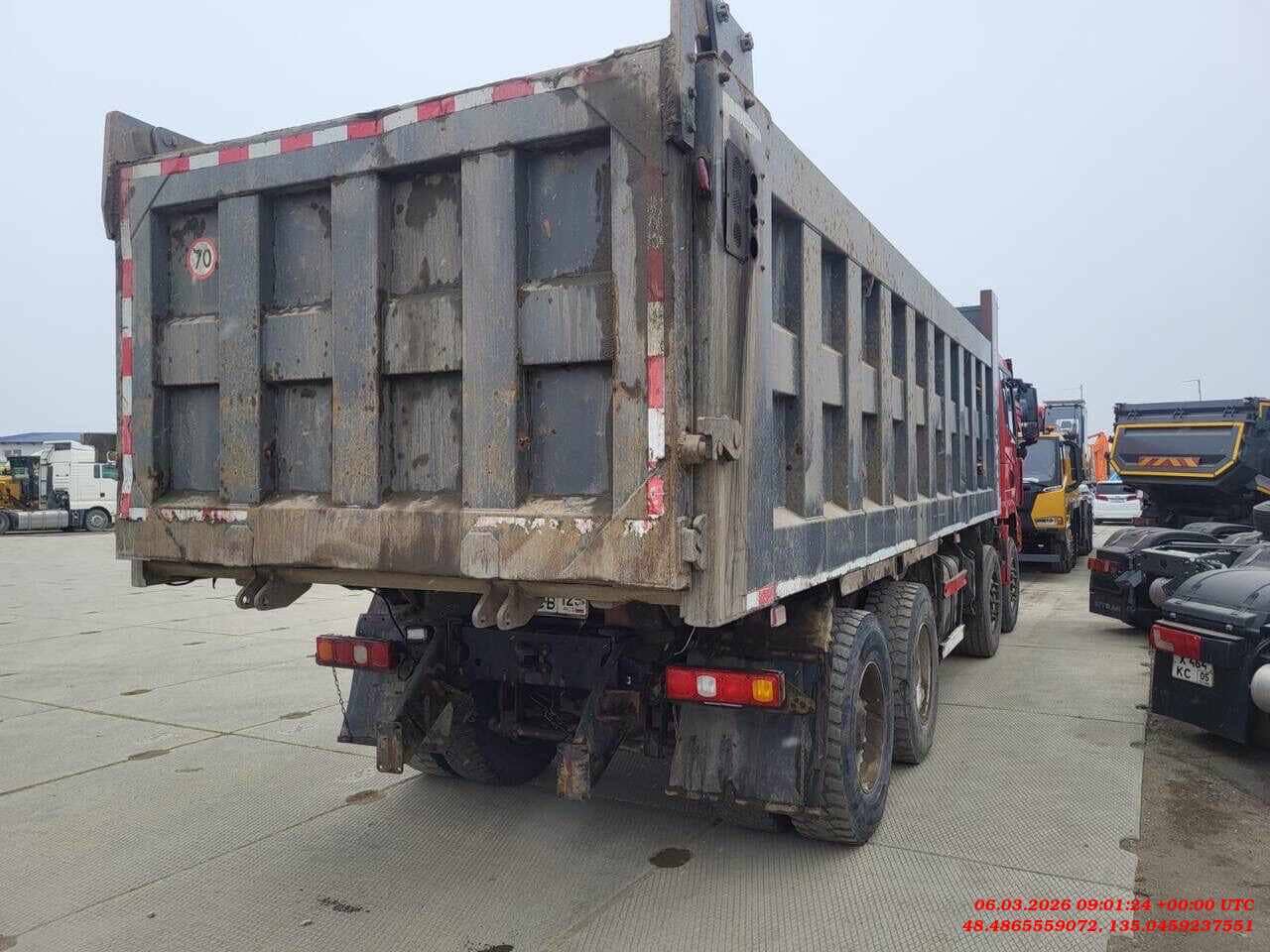 Shacman SX33186T366,  256 612 км, 2021 года