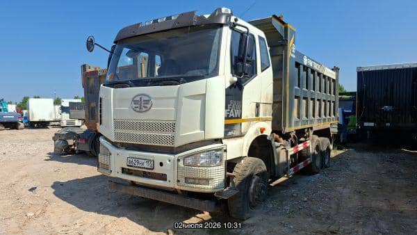 FAW CA3250P66K2T1E5 6х4,  108 932 км, 2022 года в лизинг