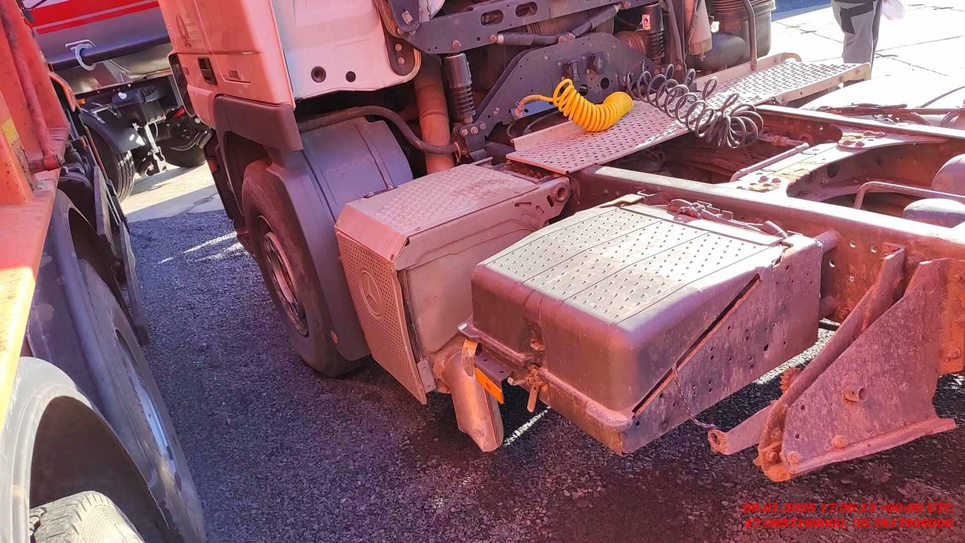Mercedes-Benz Actros 3 1844 LS 4x2 (Megaspace),  1 000 000 км, 2018 года в лизинг