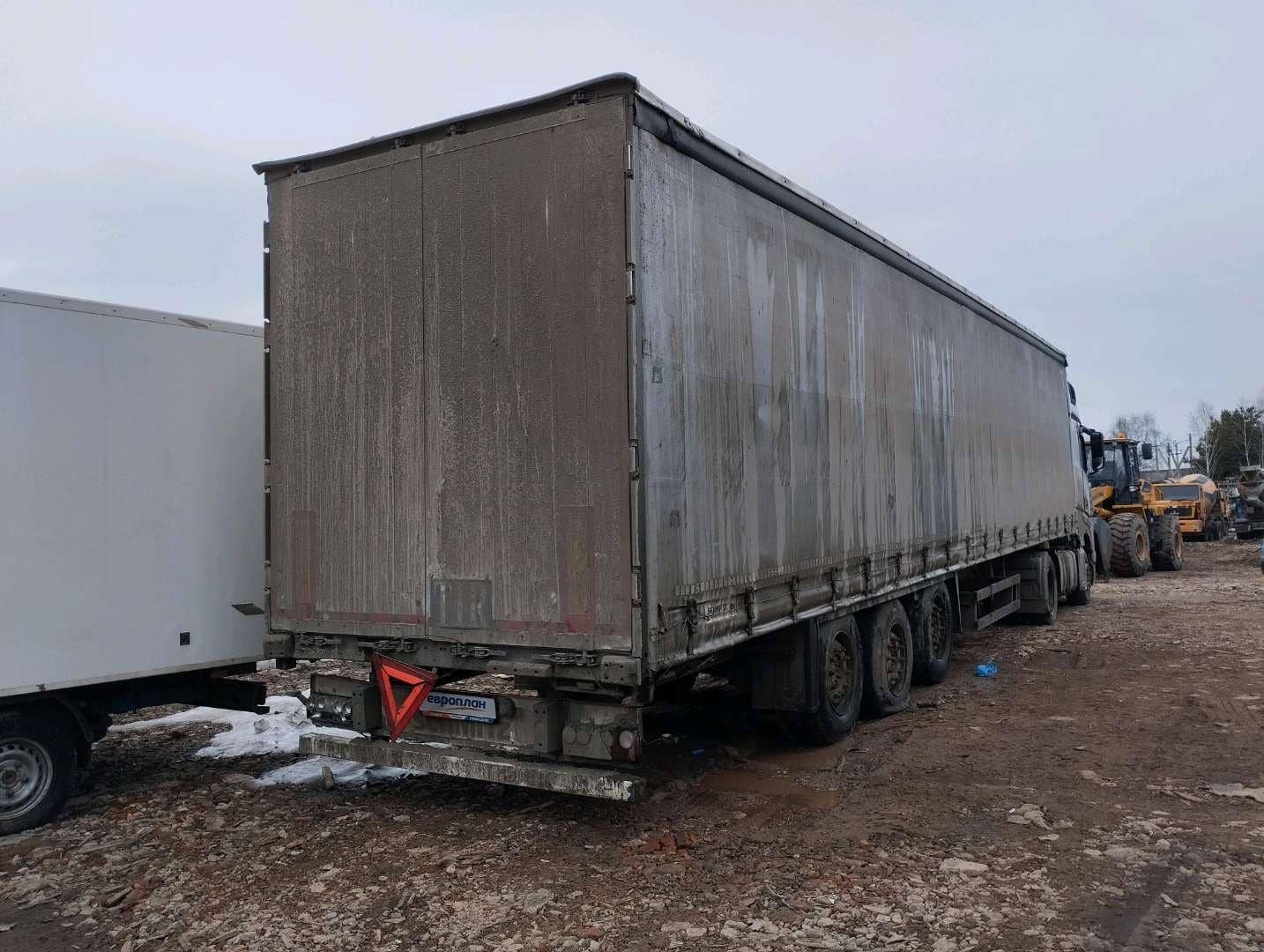 SCHMITZ Шторно-бортовой 9084,  500 000 км, 2017 года в лизинг