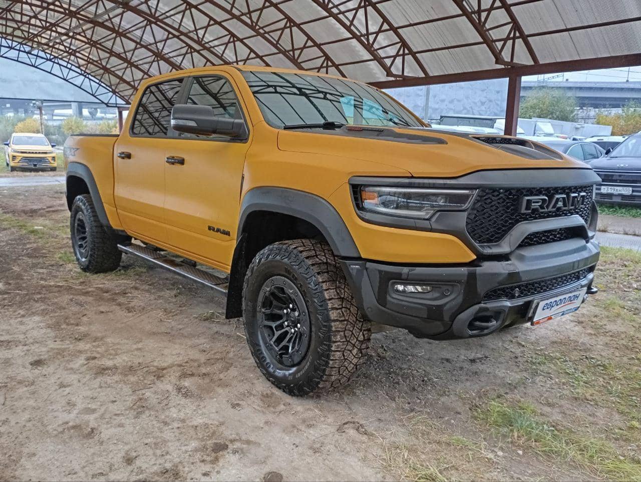Ram 1500,  82 620 км, 2023 года