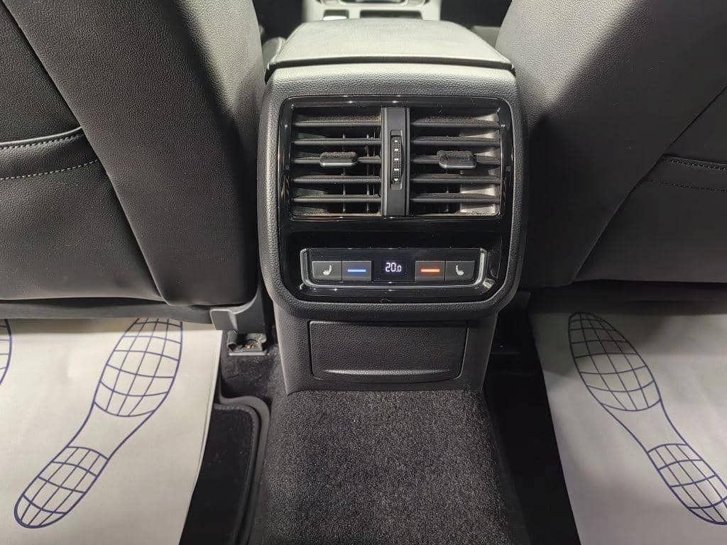 Volkswagen Passat,  131 312 км, 2020 года в лизинг