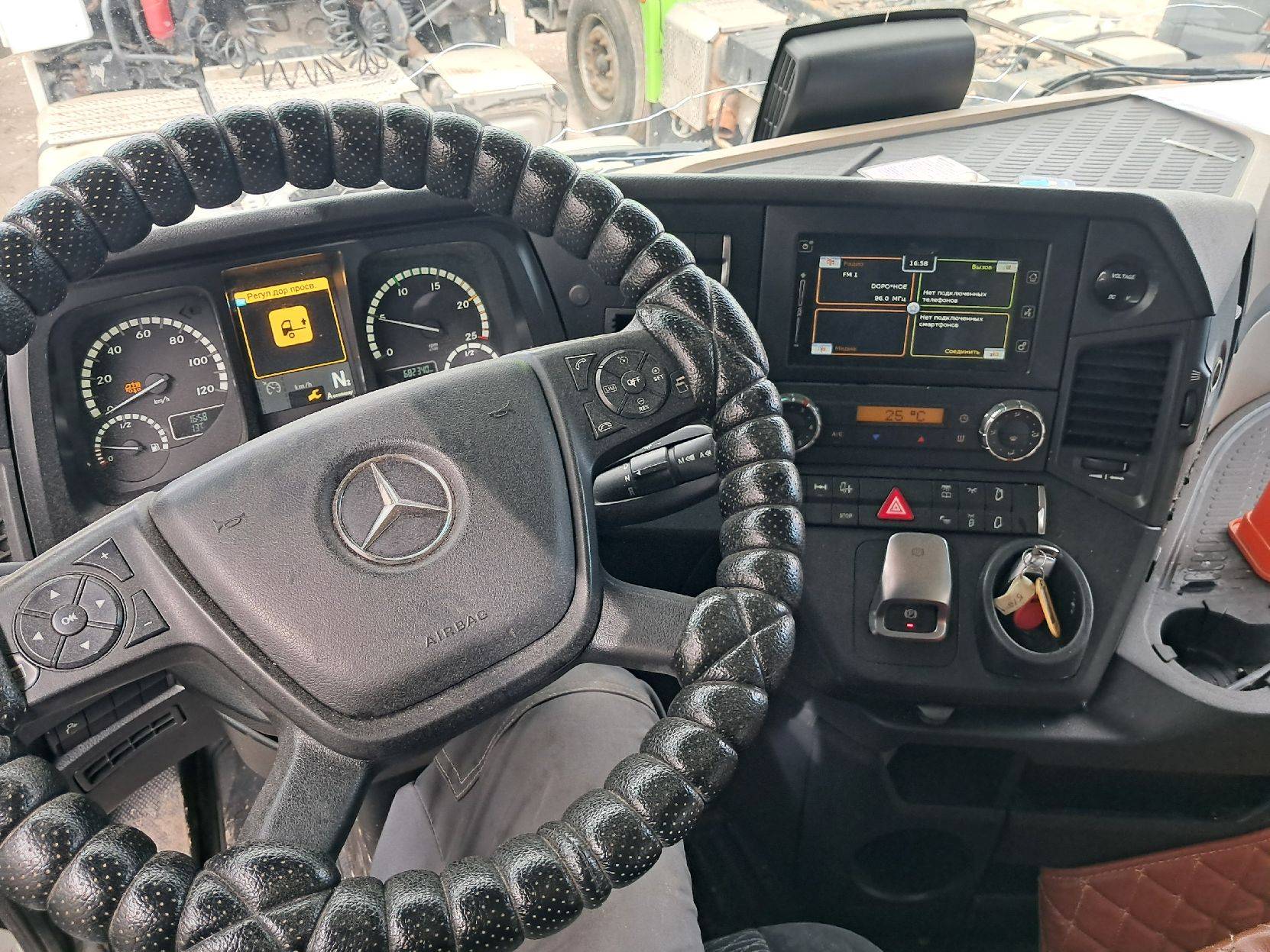 Mercedes-Benz Actros 5 1851 LS 4x2 (BigSpace),  682 338 км, 2021 года в лизинг