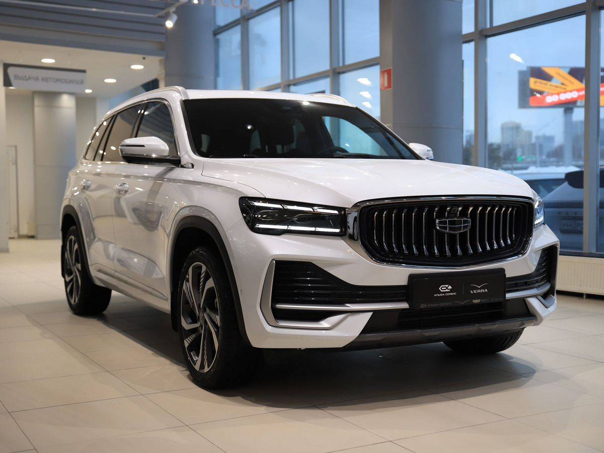 Geely Monjaro Flagship 2.0T (238 hp) 8AT 4WD