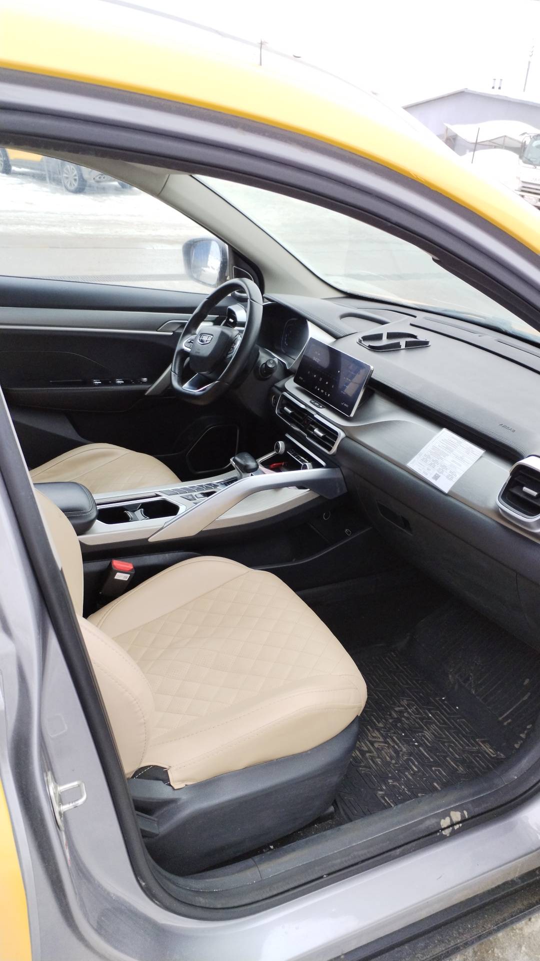 Geely Coolray,  165 047 км, 2023 года в лизинг