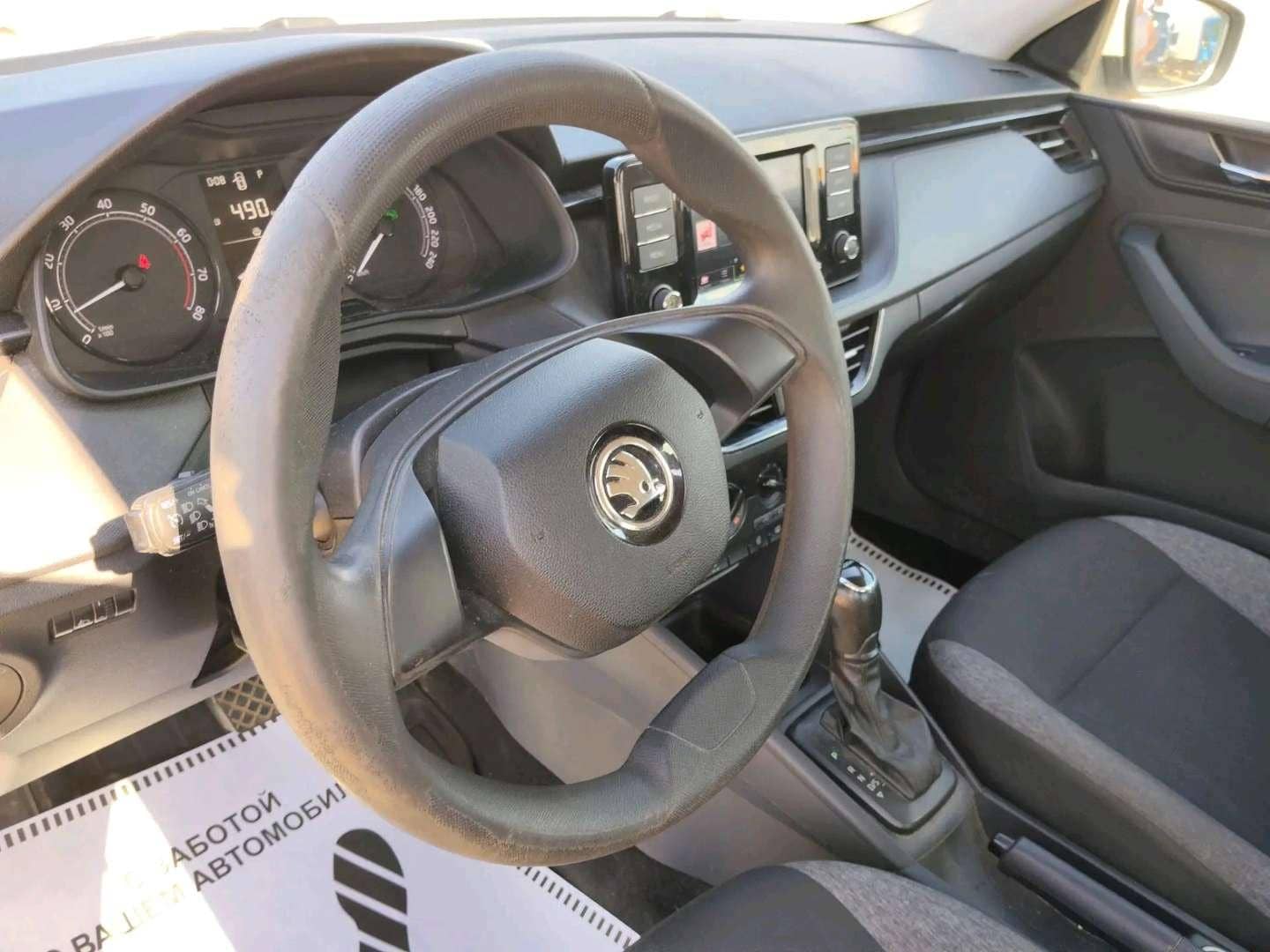 Skoda Rapid,  285 106 км, 2021 года в лизинг