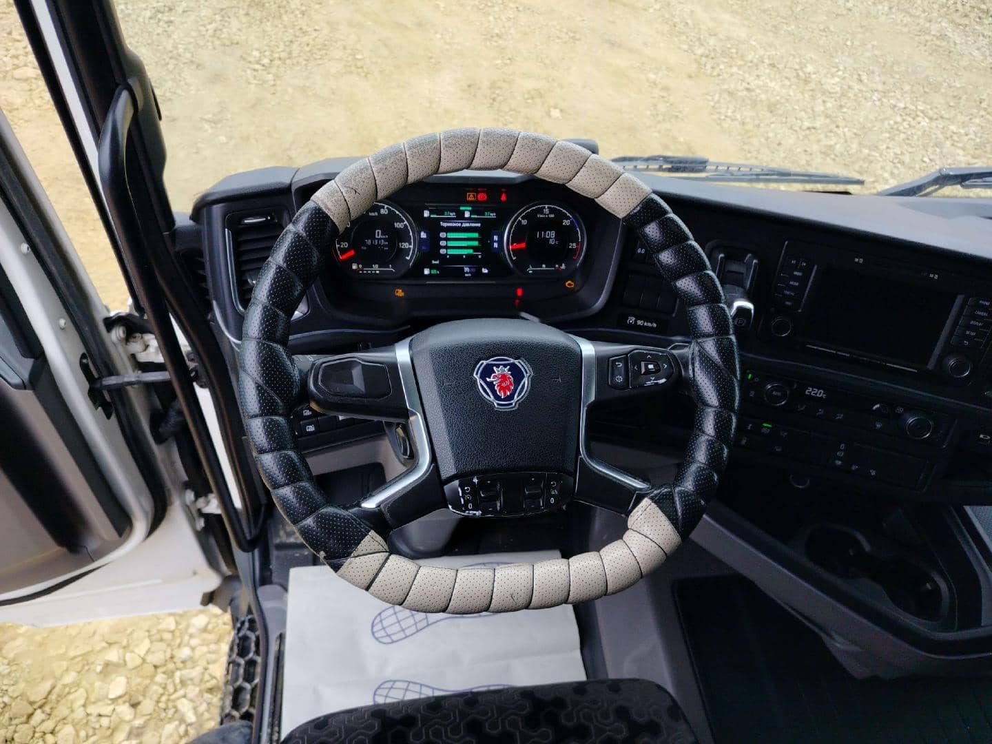 SCANIA R4X200 R410,  781 313 км, 2021 года в лизинг