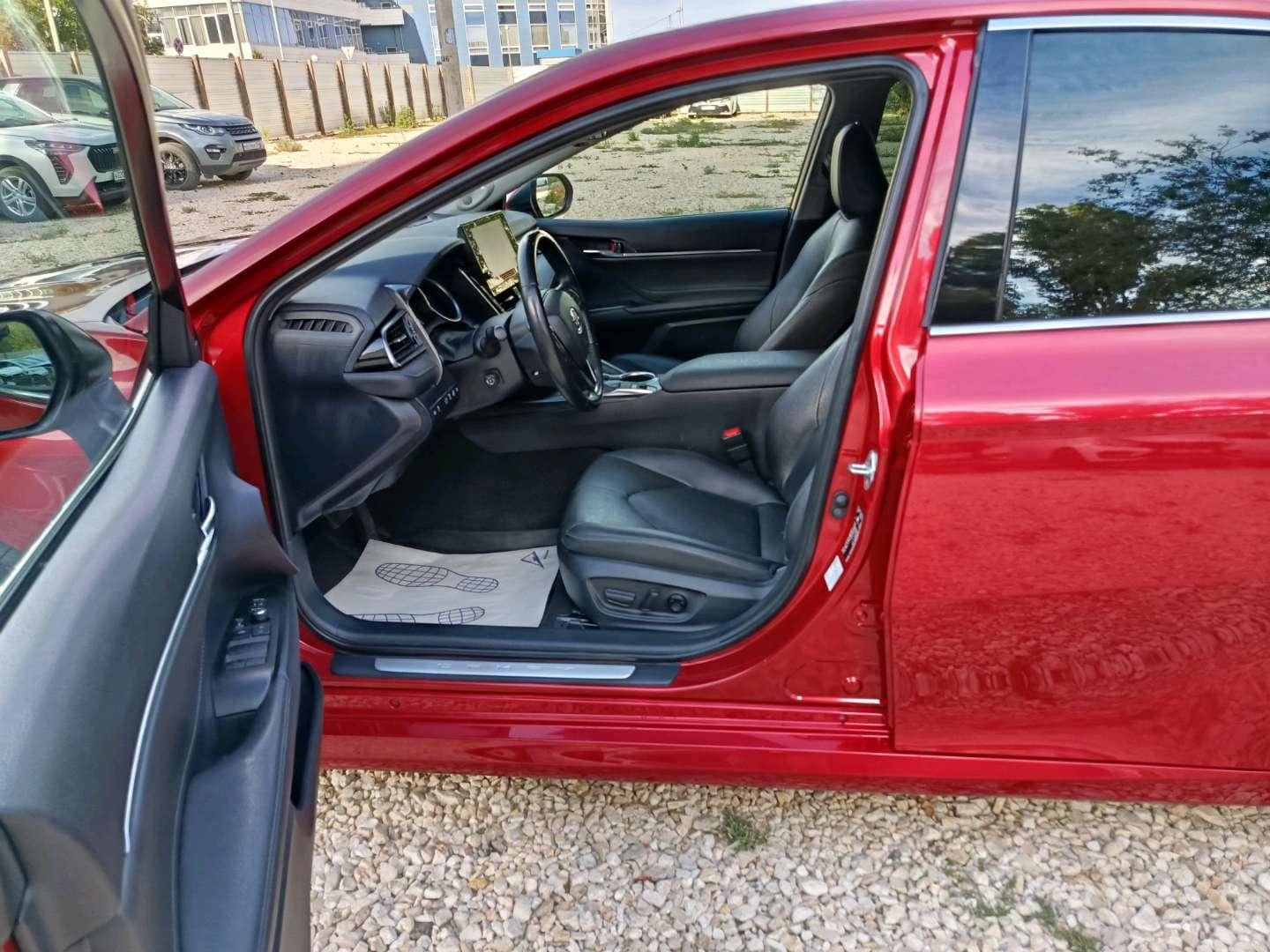 Toyota Camry,  98 589 км, 2021 года в лизинг