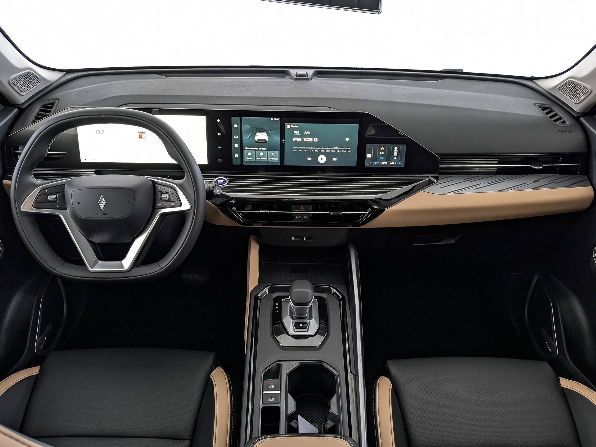 Livan X6PRO Premium 1.5 7DCT