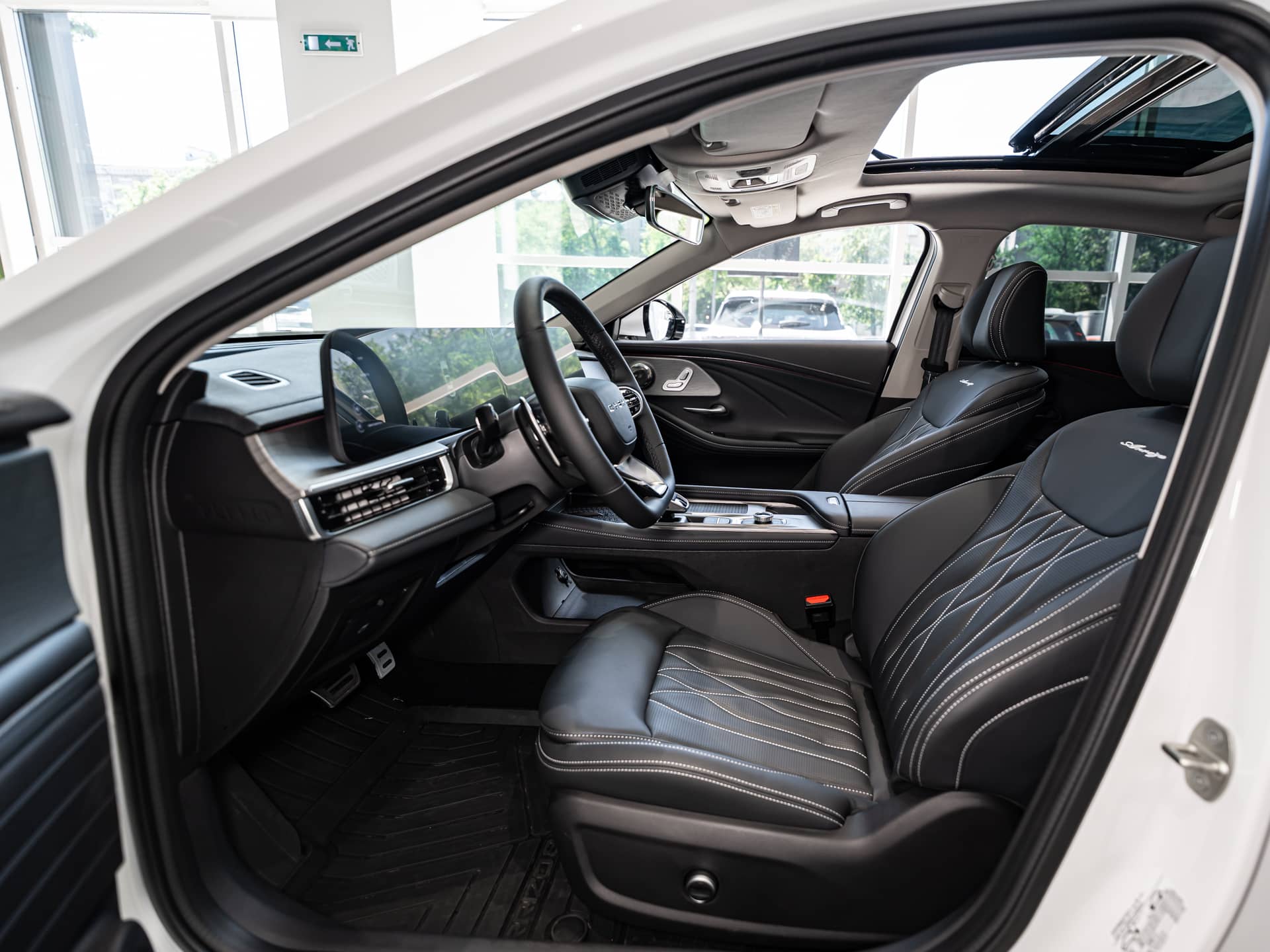 Chery Arrizo 8 Ультра черный 1.6Т 150 л.с. АТ