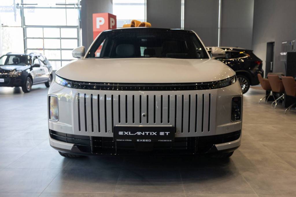 EXEED Exlantix ET 1.5T+40KWh AWD TOP BL