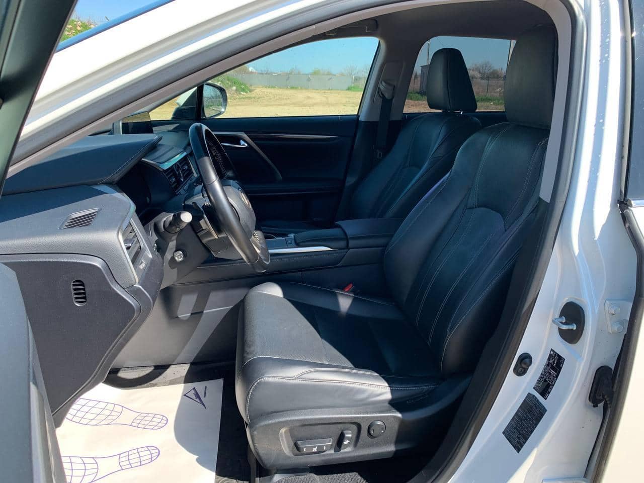 Lexus RX 300 AWD,  186 985 км, 2020 года в лизинг