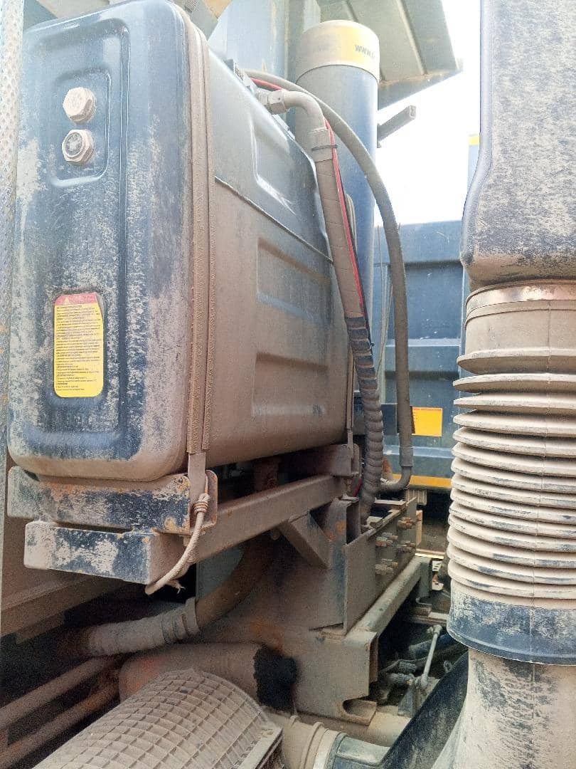 FAW CA3250P66K24T1E5 6х4,  145 049 км, 2023 года в лизинг