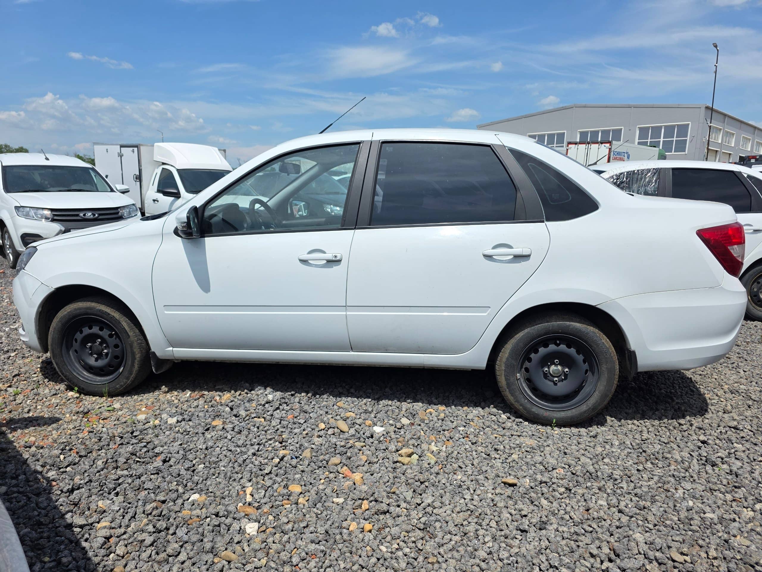 Lada Granta седан,  205 313 км, 2022 года в лизинг