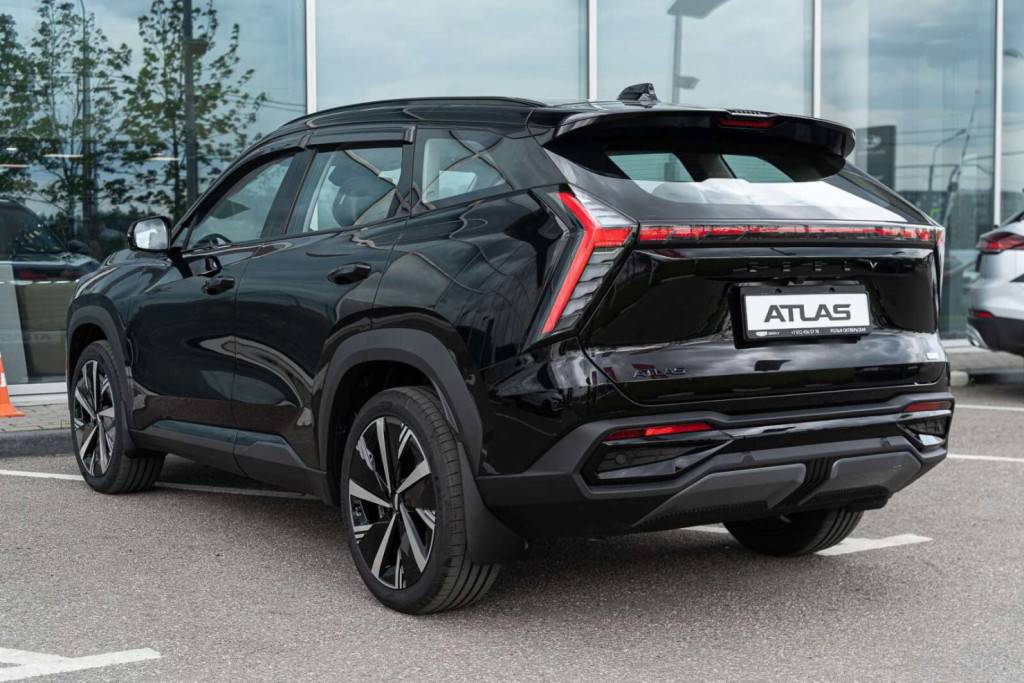 Geely Atlas Flagship 2.0T 8AT 4WD