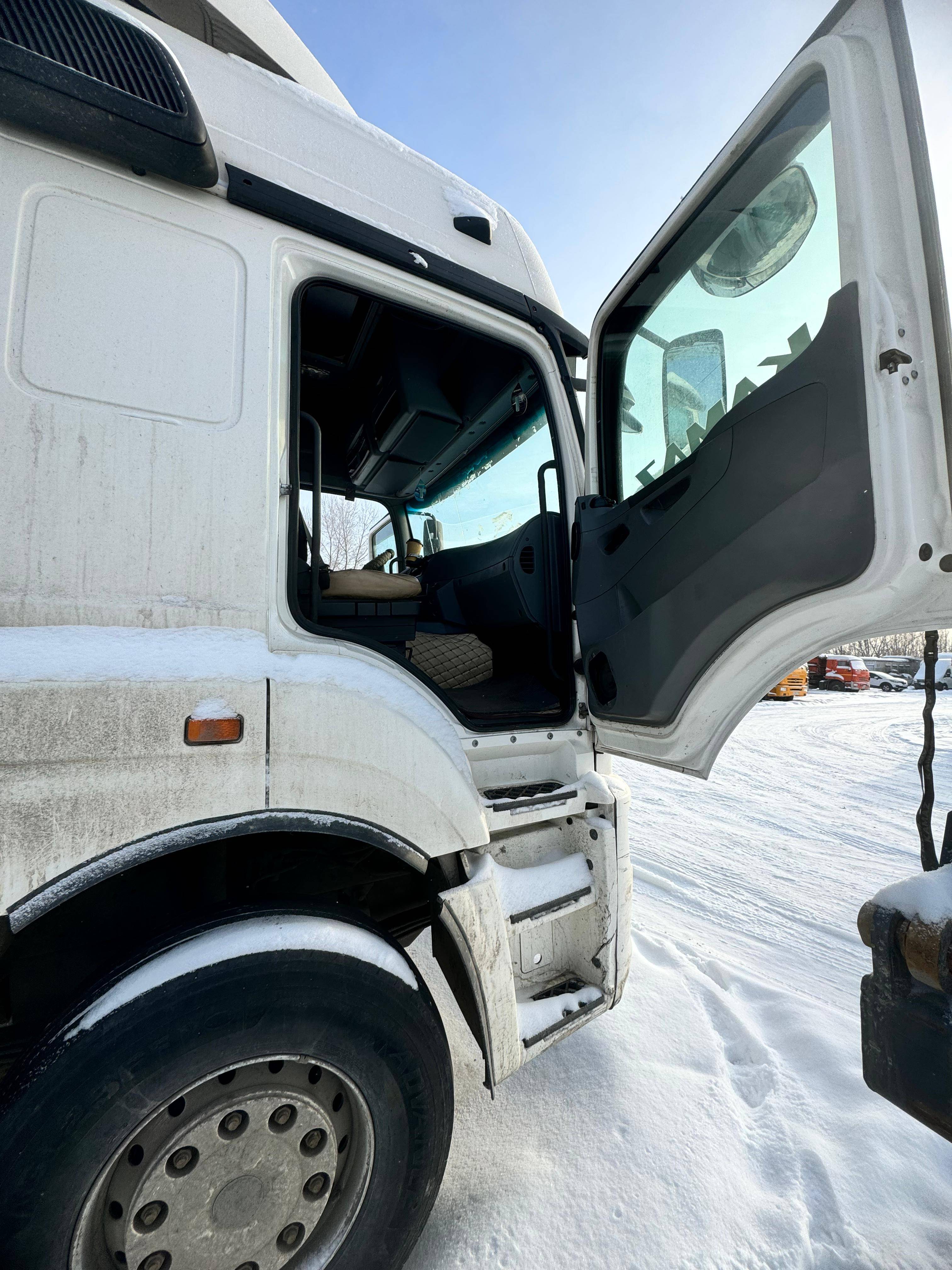 КАМАЗ 5490-S5 (M1840) Лот 000007886