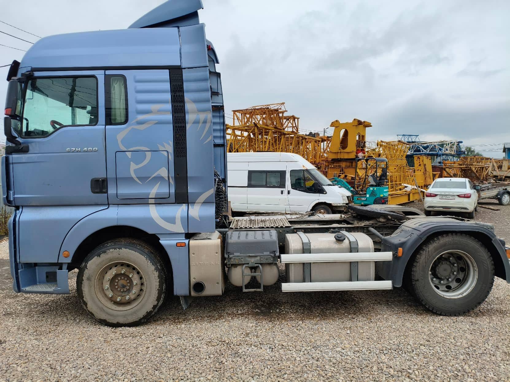 Sitrak C7H MAX 4x2 ZZ4186V361HE,  517 177 км, 2023 года в лизинг