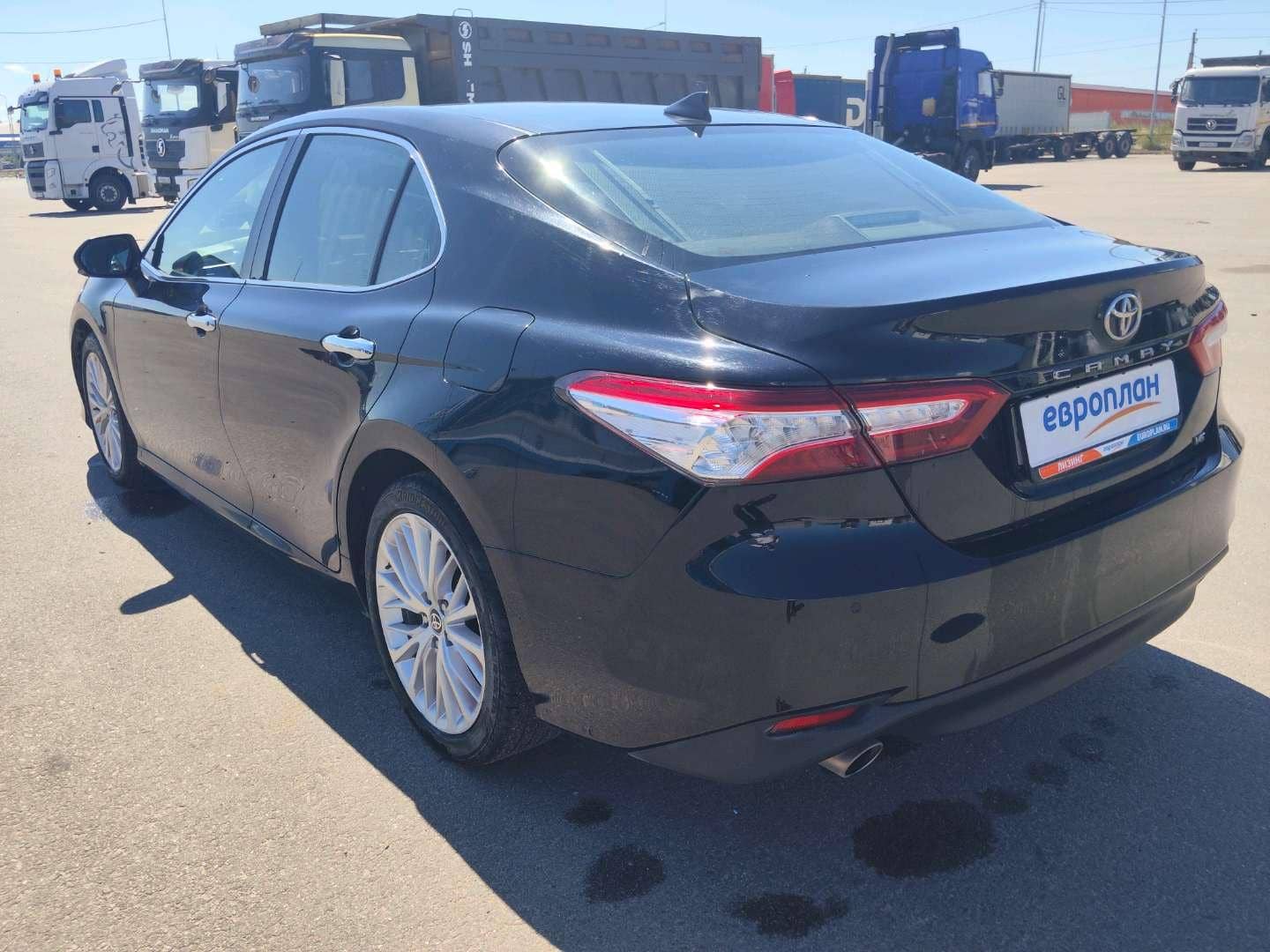 Toyota Camry,  229 941 км, 2020 года в лизинг