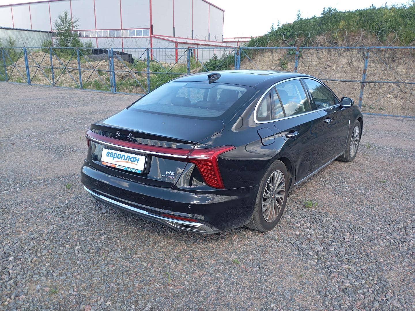 Hongqi H5,  168 468 км, 2024 года в лизинг