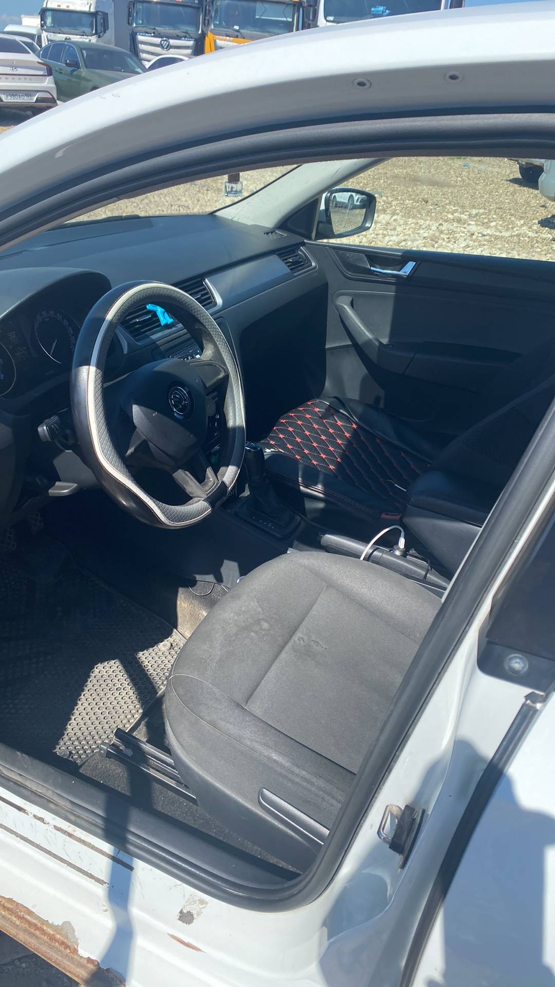 Skoda Rapid,  298 745 км, 2019 года в лизинг