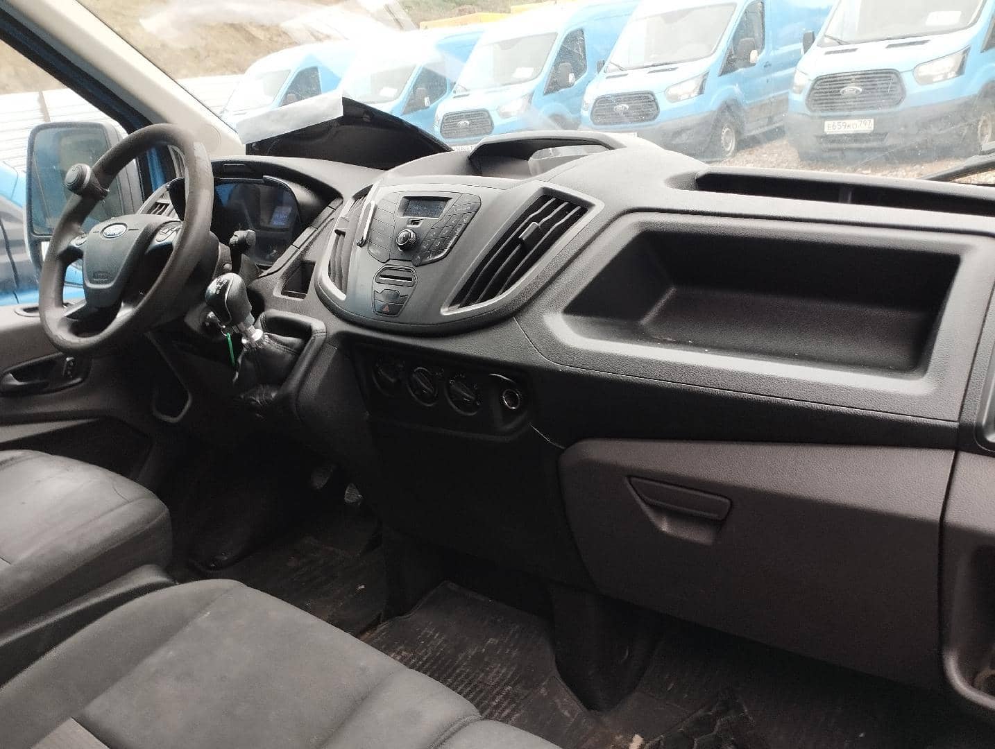 Ford Transit, 2021 года в лизинг