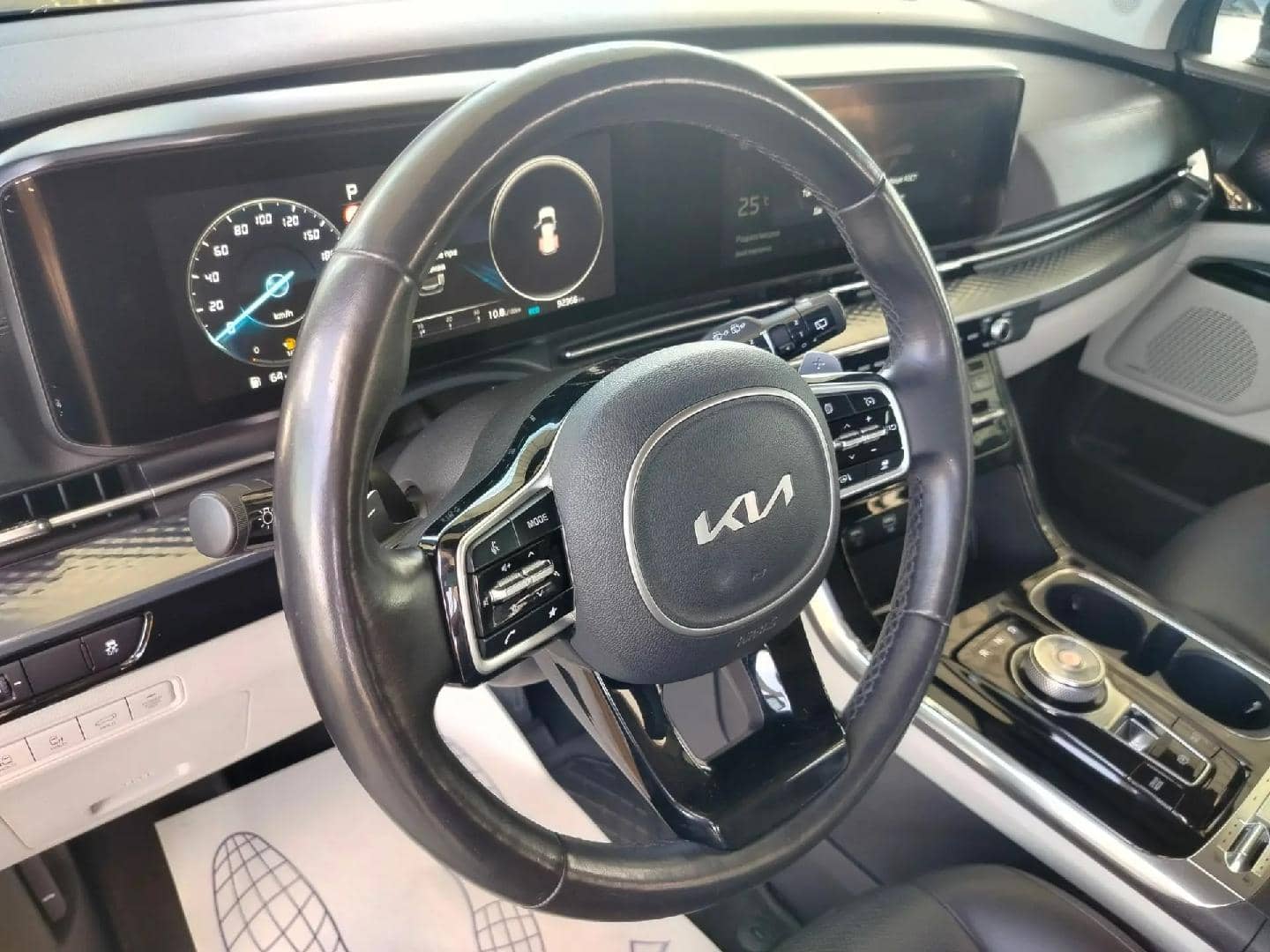 KIA Carnival,  92 366 км, 2022 года в лизинг