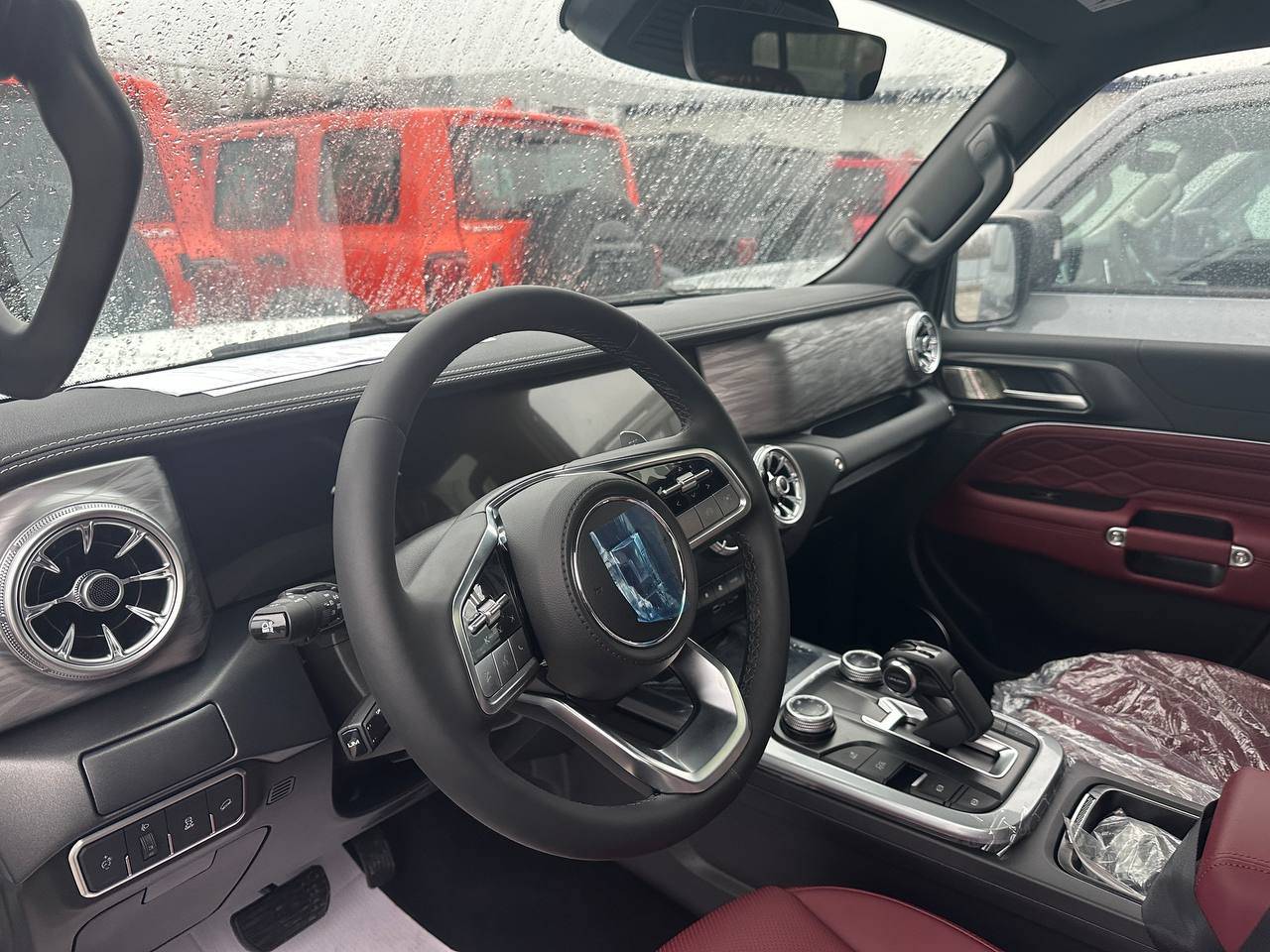 Tank 300 City Premium 2.0 8AT 4WD