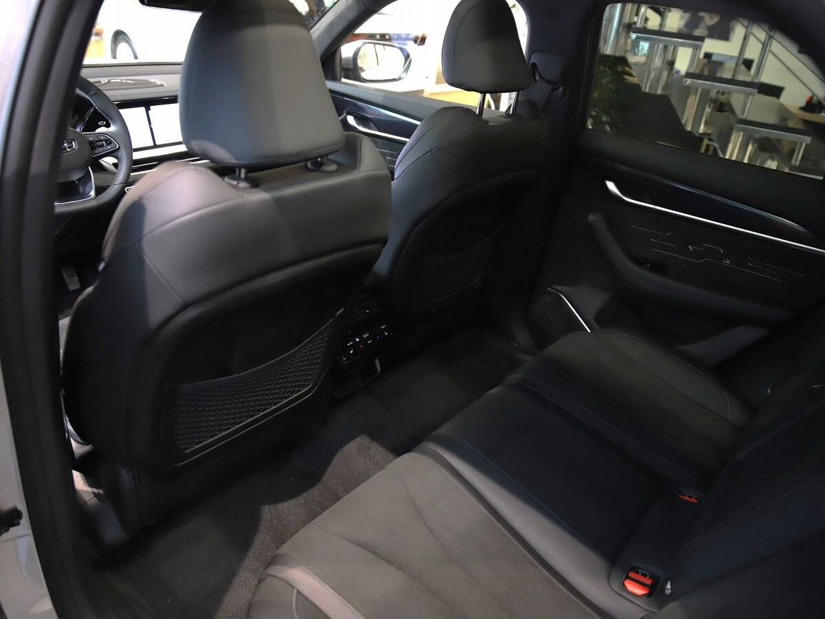 Geely Monjaro Flagship 2.0T (238 hp) 8AT 4WD